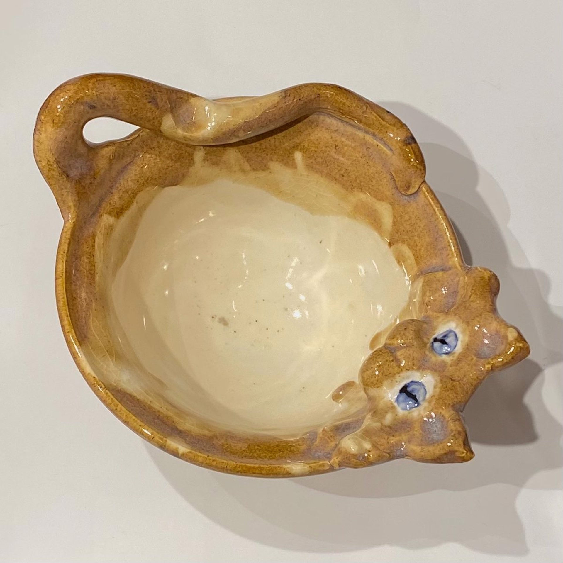KK22-52  Light Brown and Cream Cat Bowl by Kate Krause