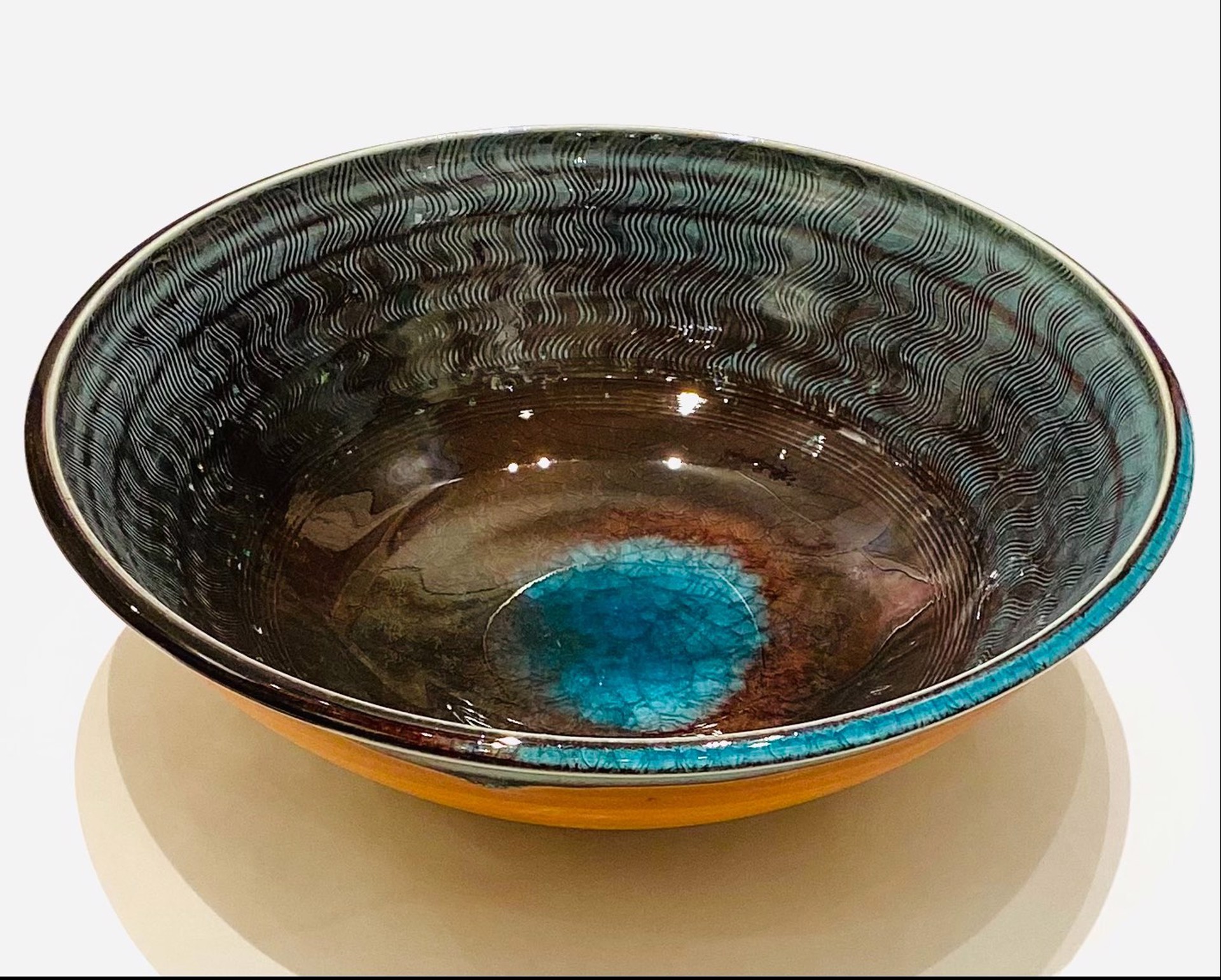 TH22-3 Large Bowl by Tierney Hall