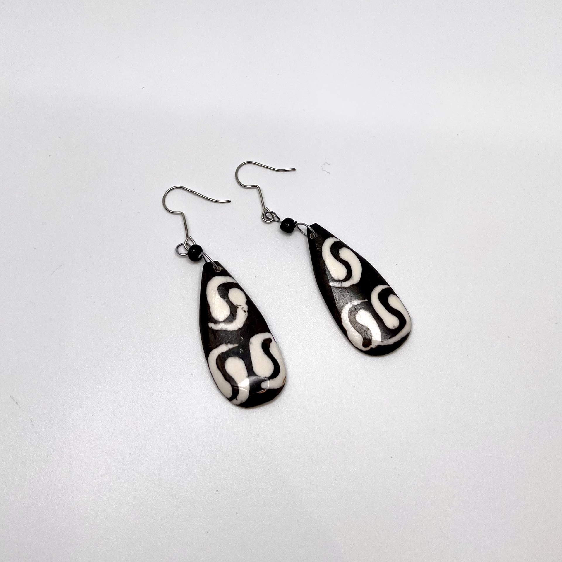 3178 Brown and White Teardrop Earrings by Gina Caruso