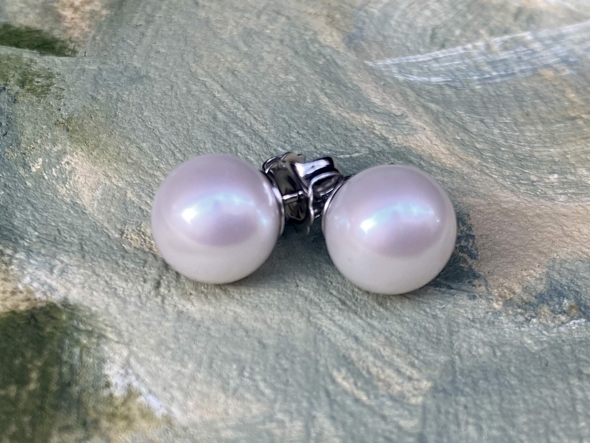 Fresh Water Pearl Earrings Round 8 mm 14K white gold by Sidney Soriano