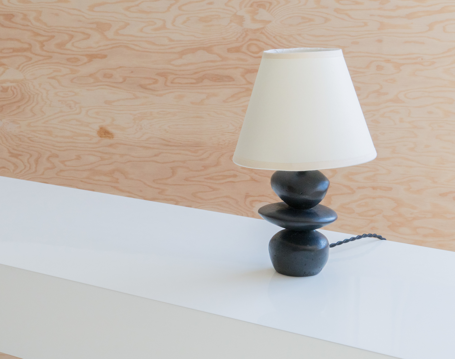 "Small Minine" Table lamp  by Jacques Jarrige
