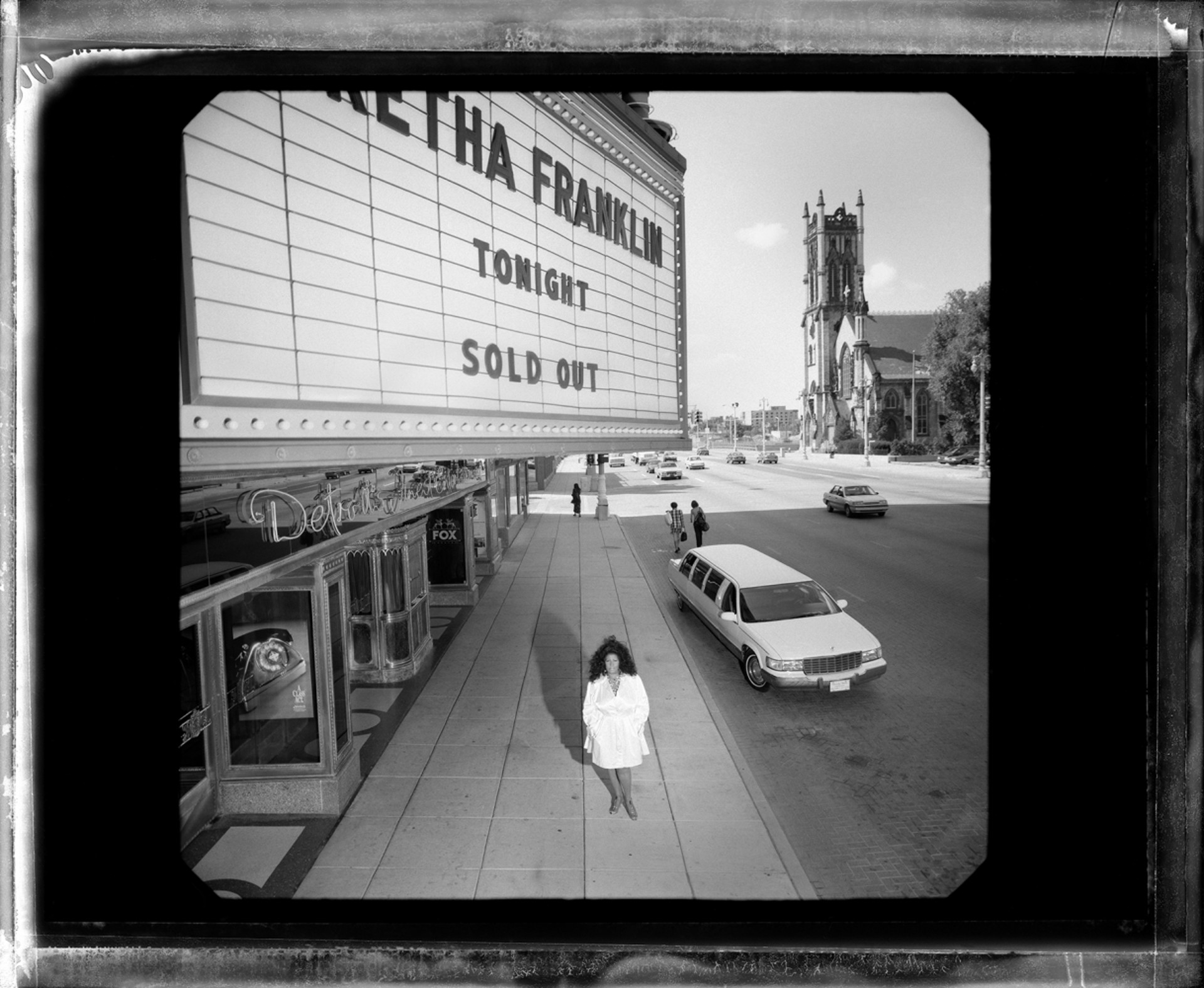 96089 Aretha Franklin Fox Theater Detroit BW by Timothy White