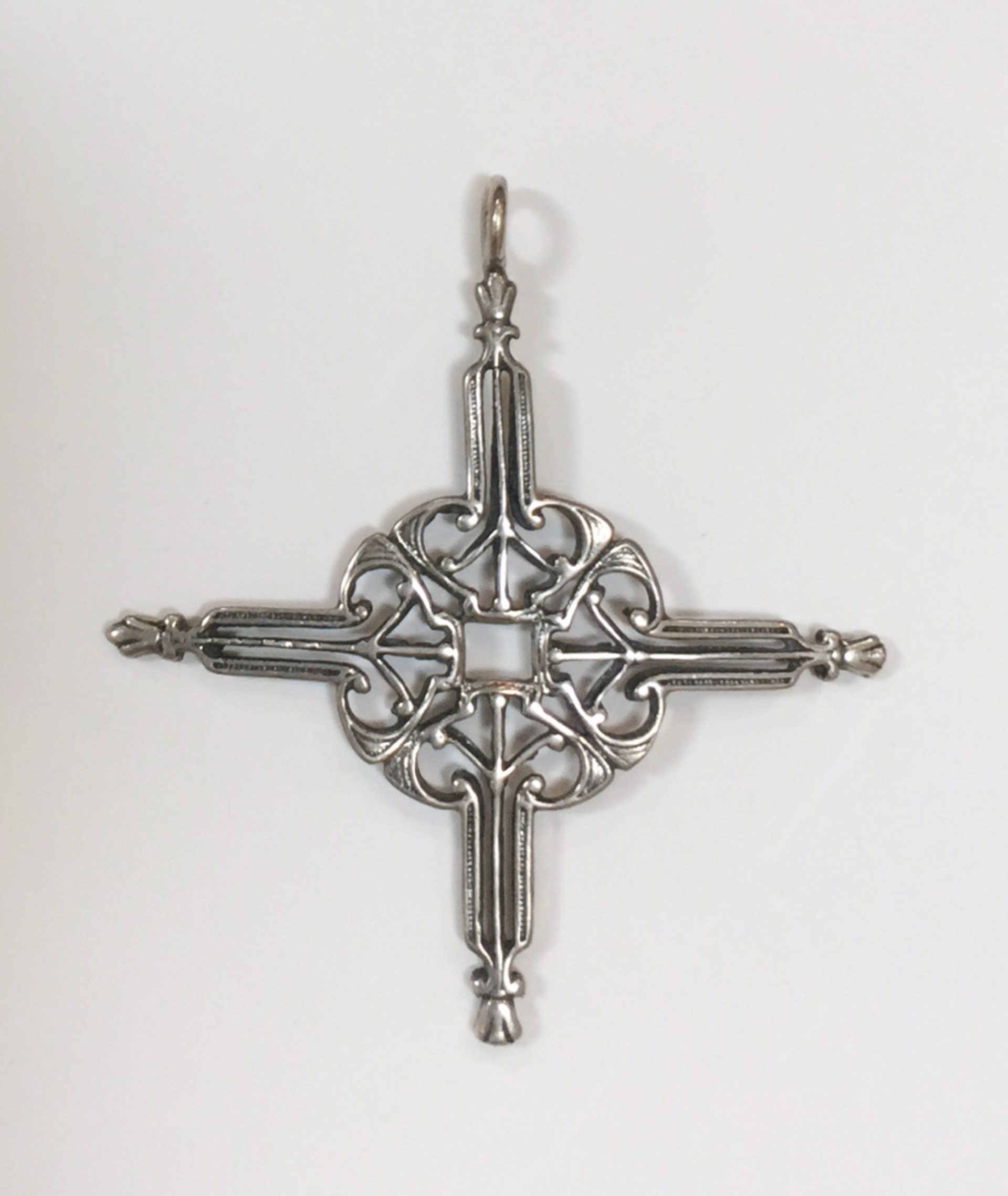 Pendant - Silver St Clotilde Cross 7326 by Deanne McKeown