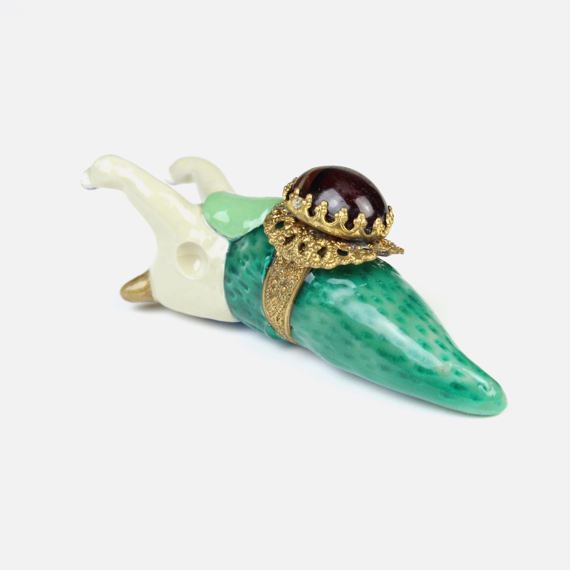 Flamboyant Slug (Brooch) by Märta Mattsson