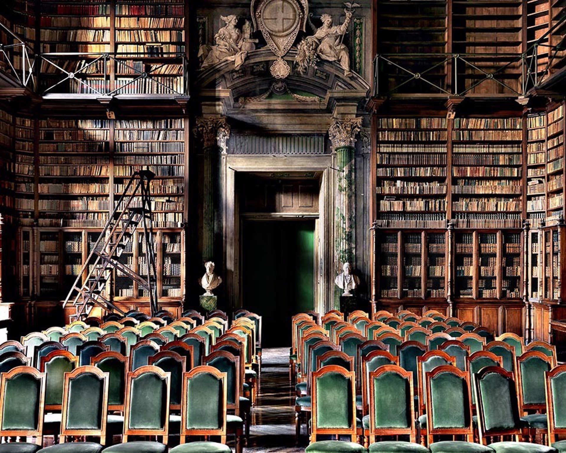 Biblioteca Accademia delle Scienze II, Torino by Massimo Listri
