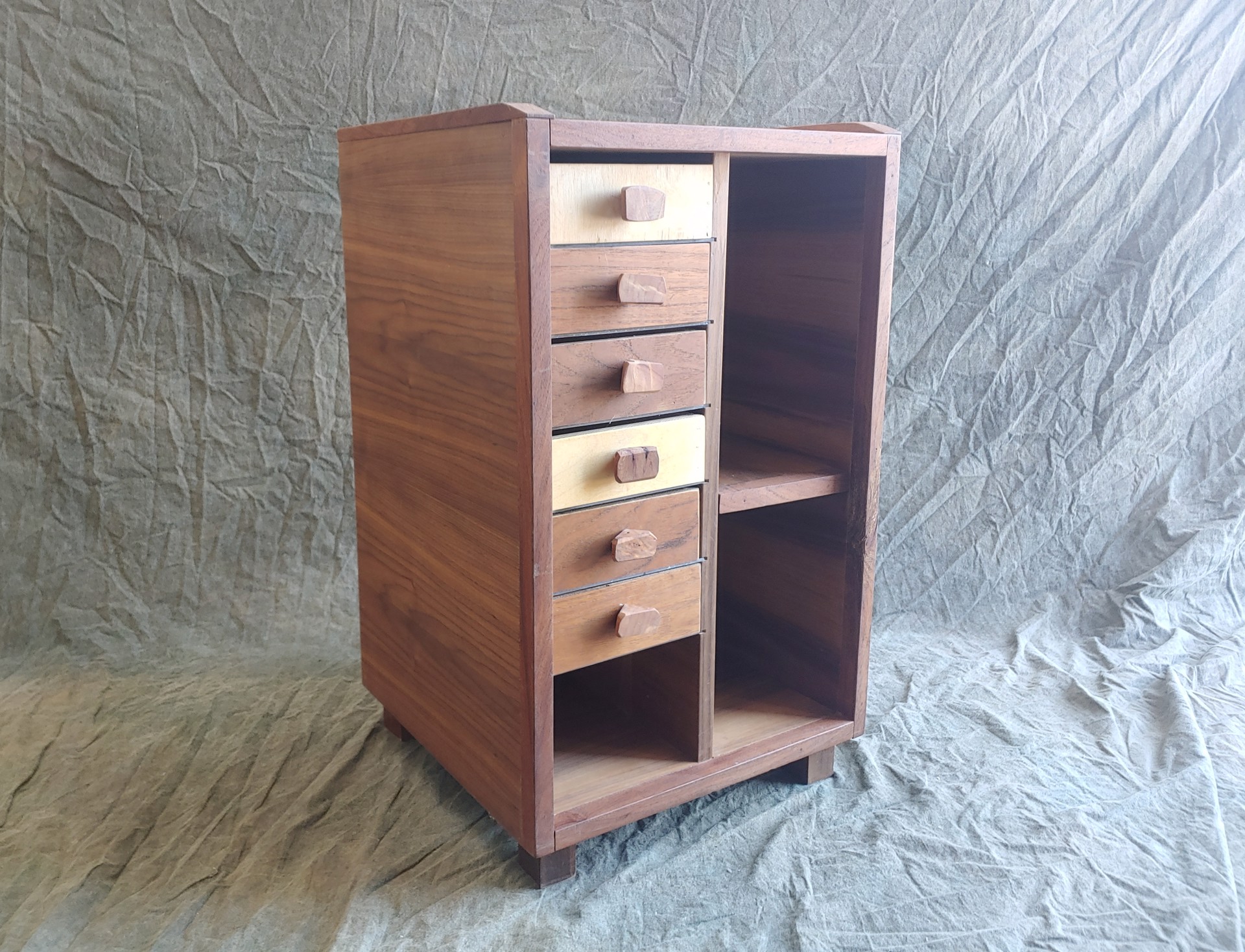 Shelves with Small Drawers - Furniture by David Amdur