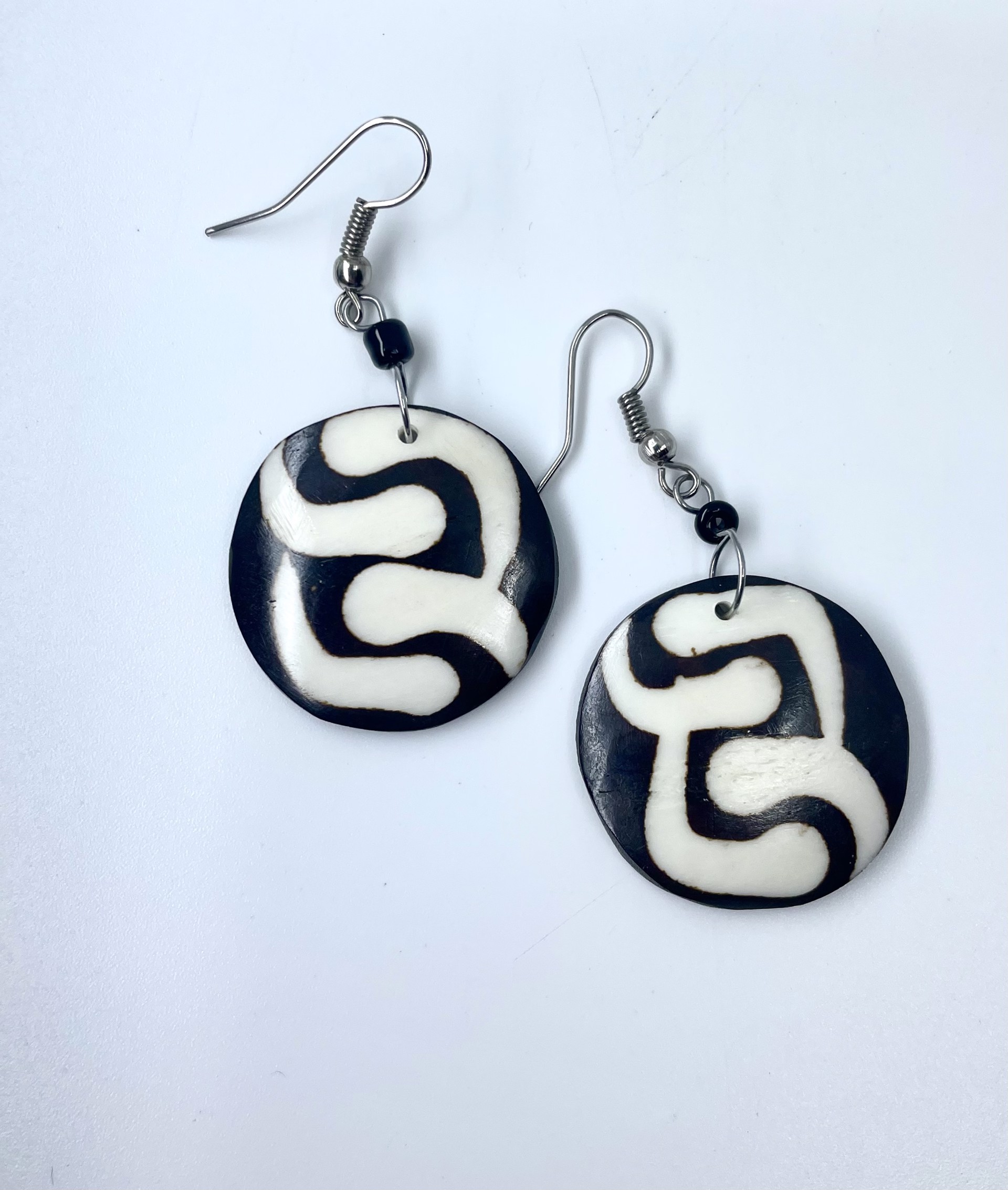 9137 Circle Brown & White Swirl Earrings by Gina Caruso Anticus