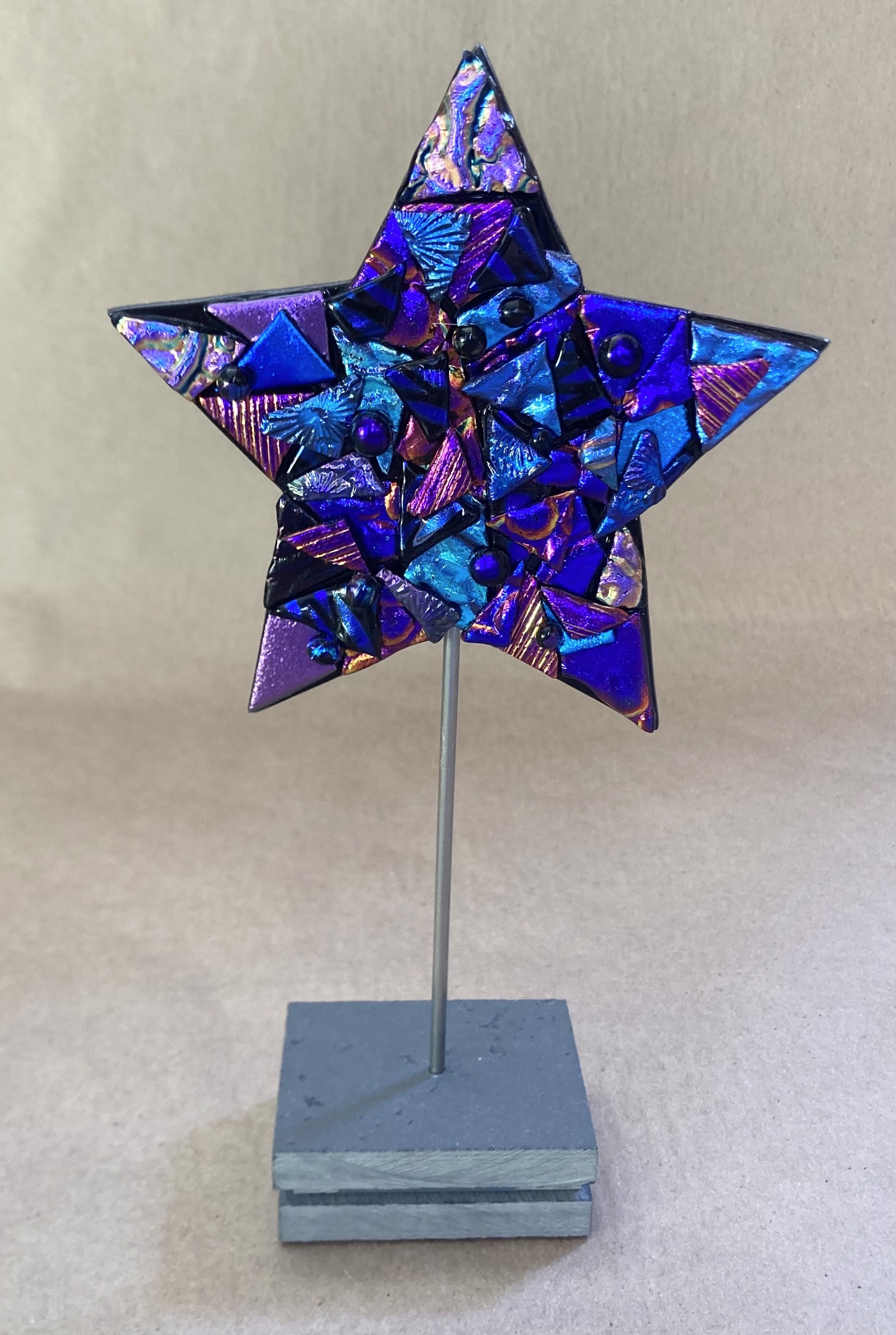 Star on Stand #1 by Doug and Barbara Henderson