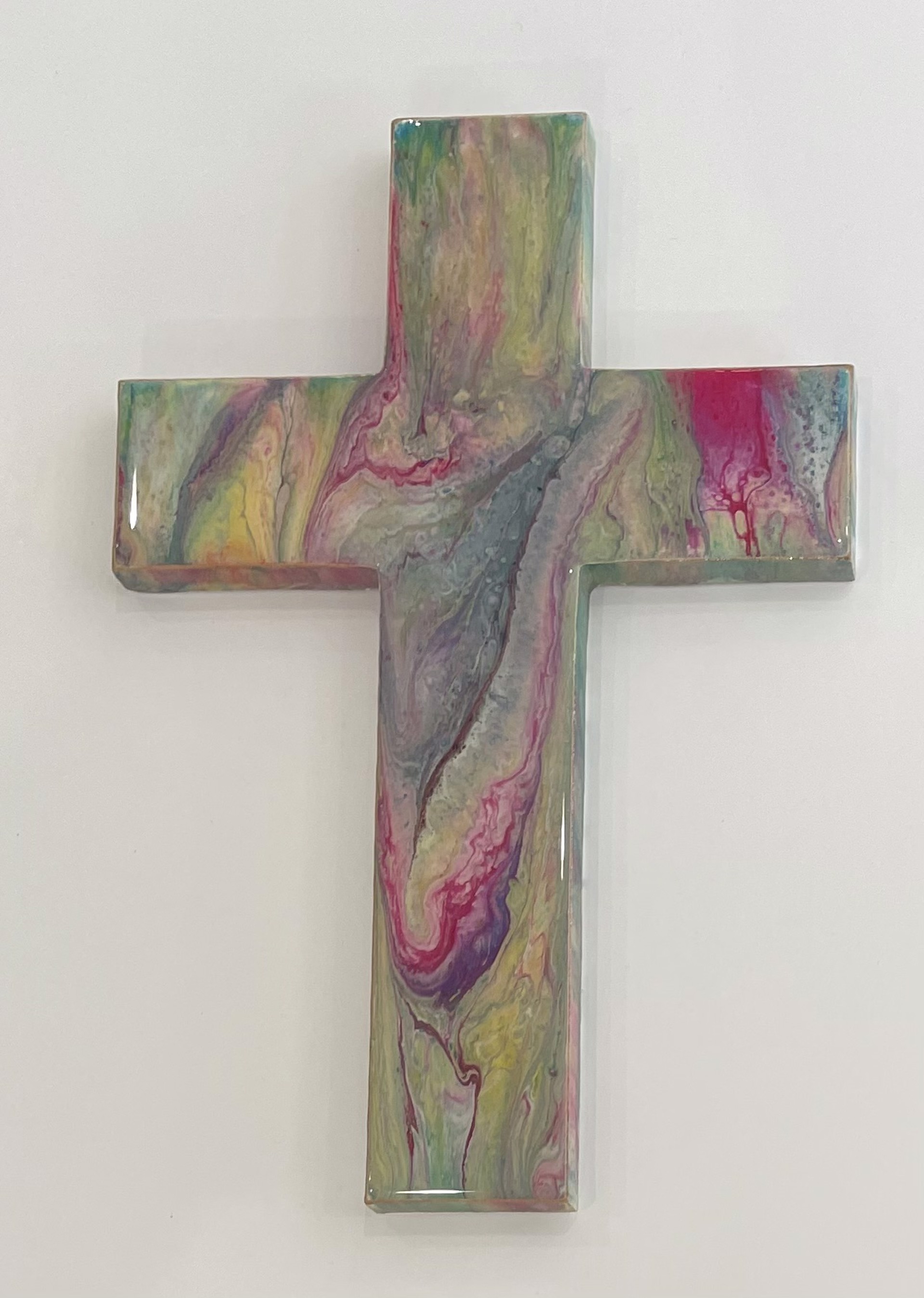 Medium Resin Cross by Alisa Butler