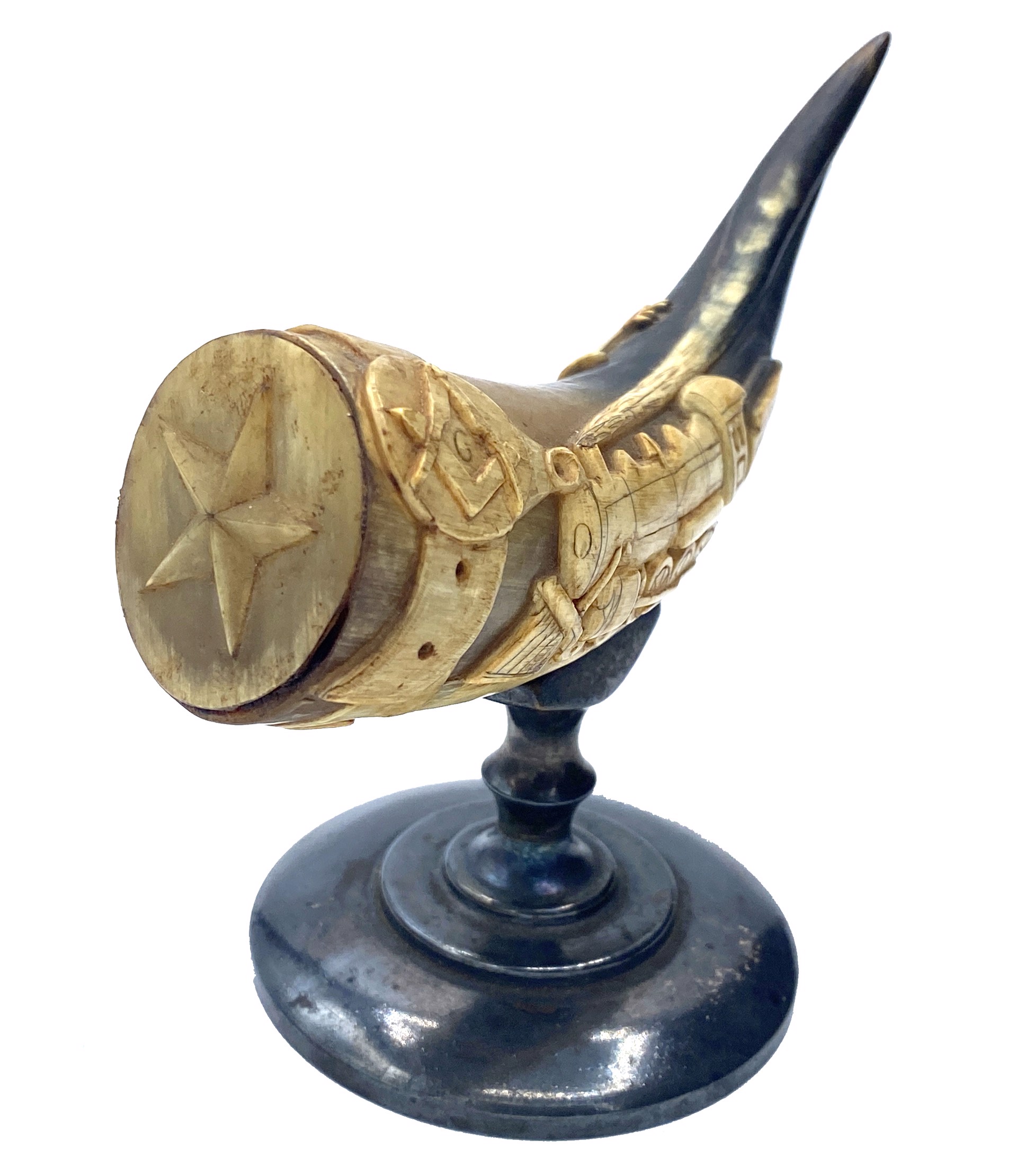 DS-79: small carved powder horn on silver plate stand - WD Sutherland, hunting scene, locomotive, masonic buckle with emblem, star enclosure by Dan Super