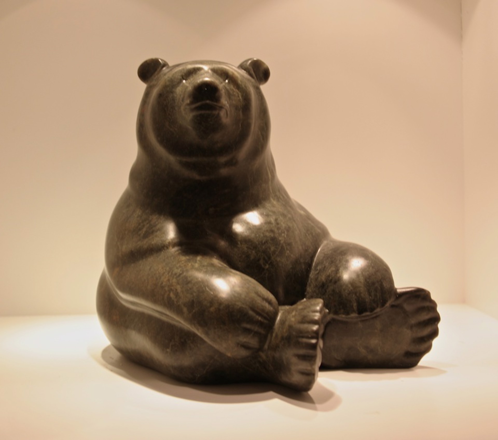 Sitting up Bear by Les Dunlop