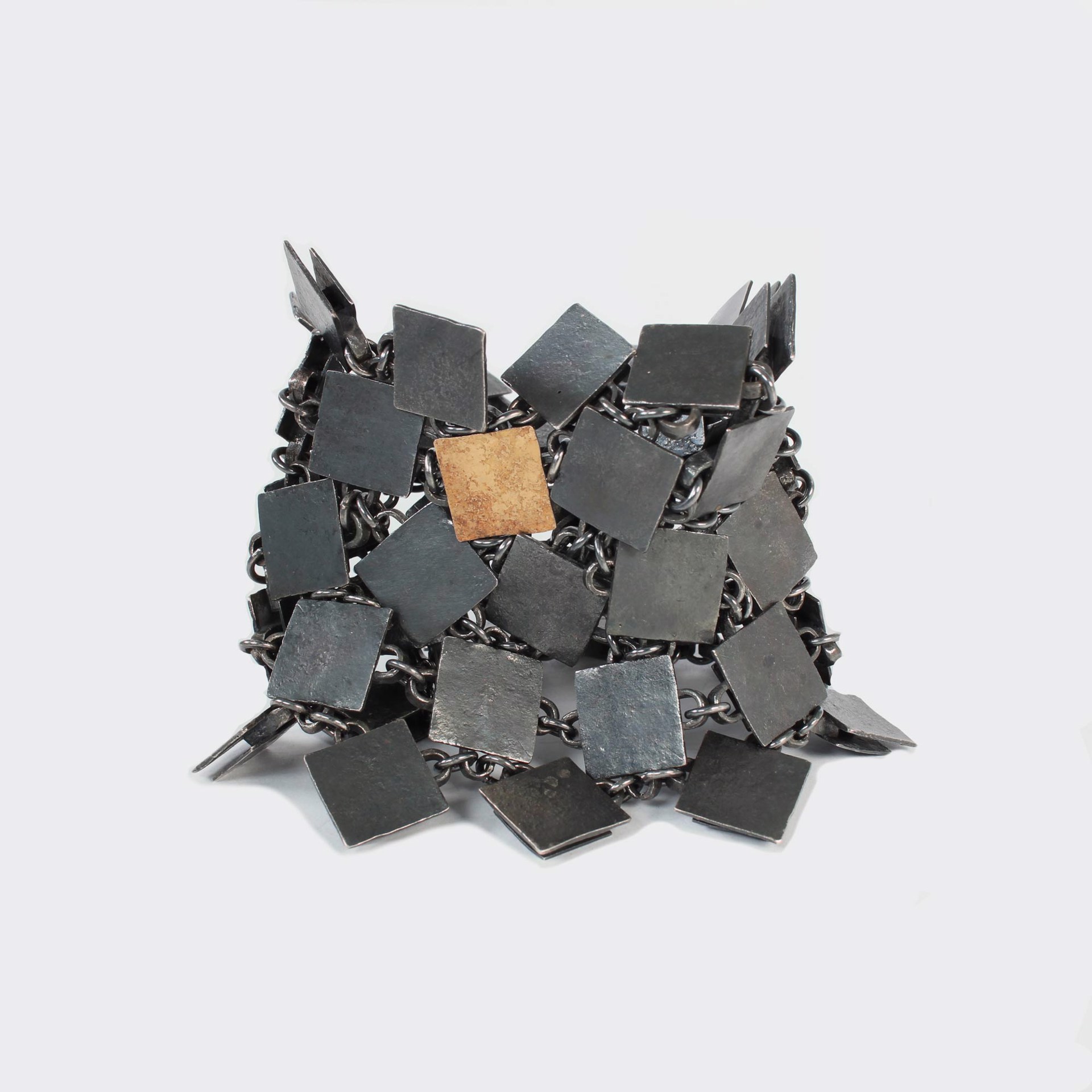 Black & Gold Five Links Bracelet by Biba Schutz