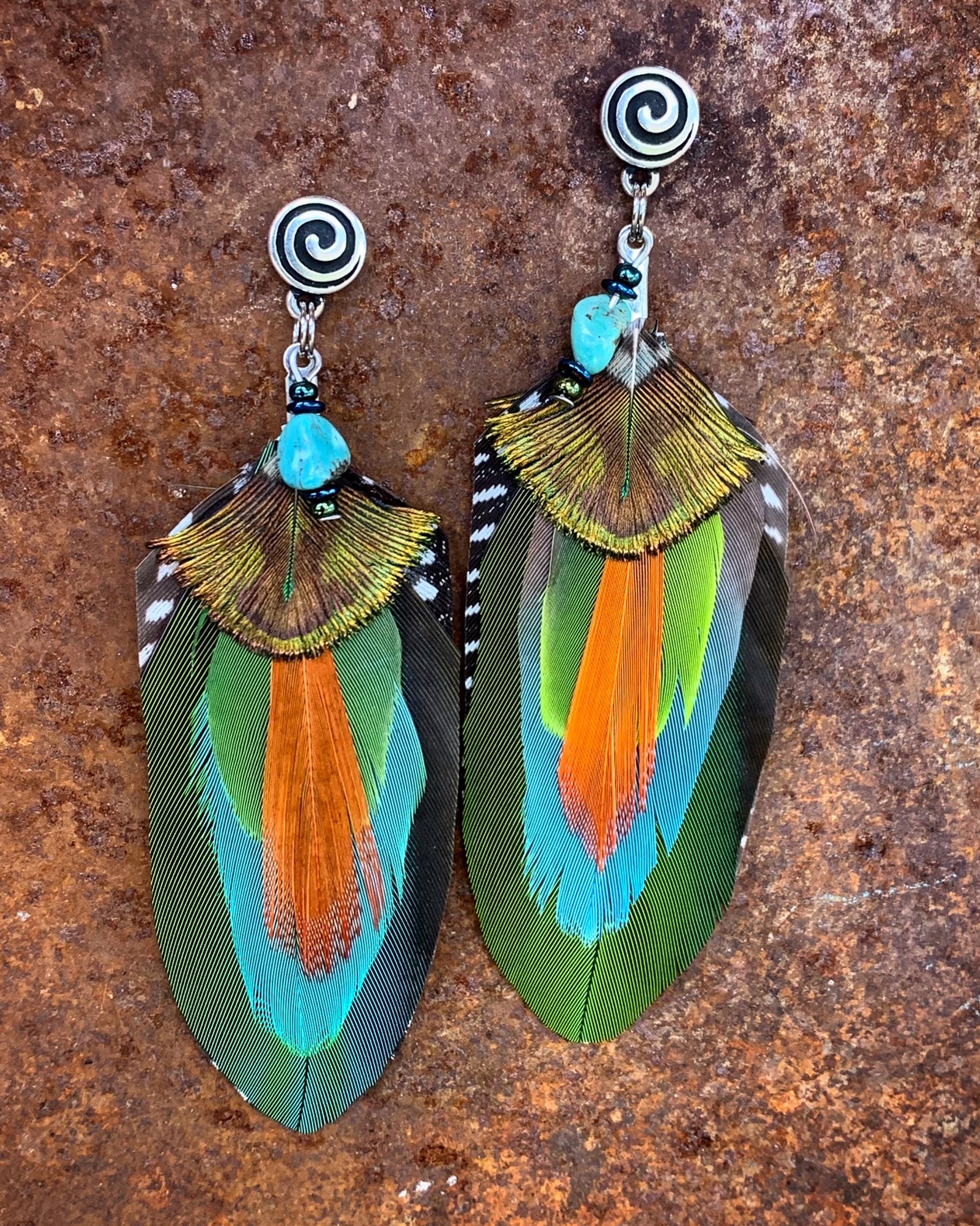 K778 Parrot Earrings by Kelly Ormsby