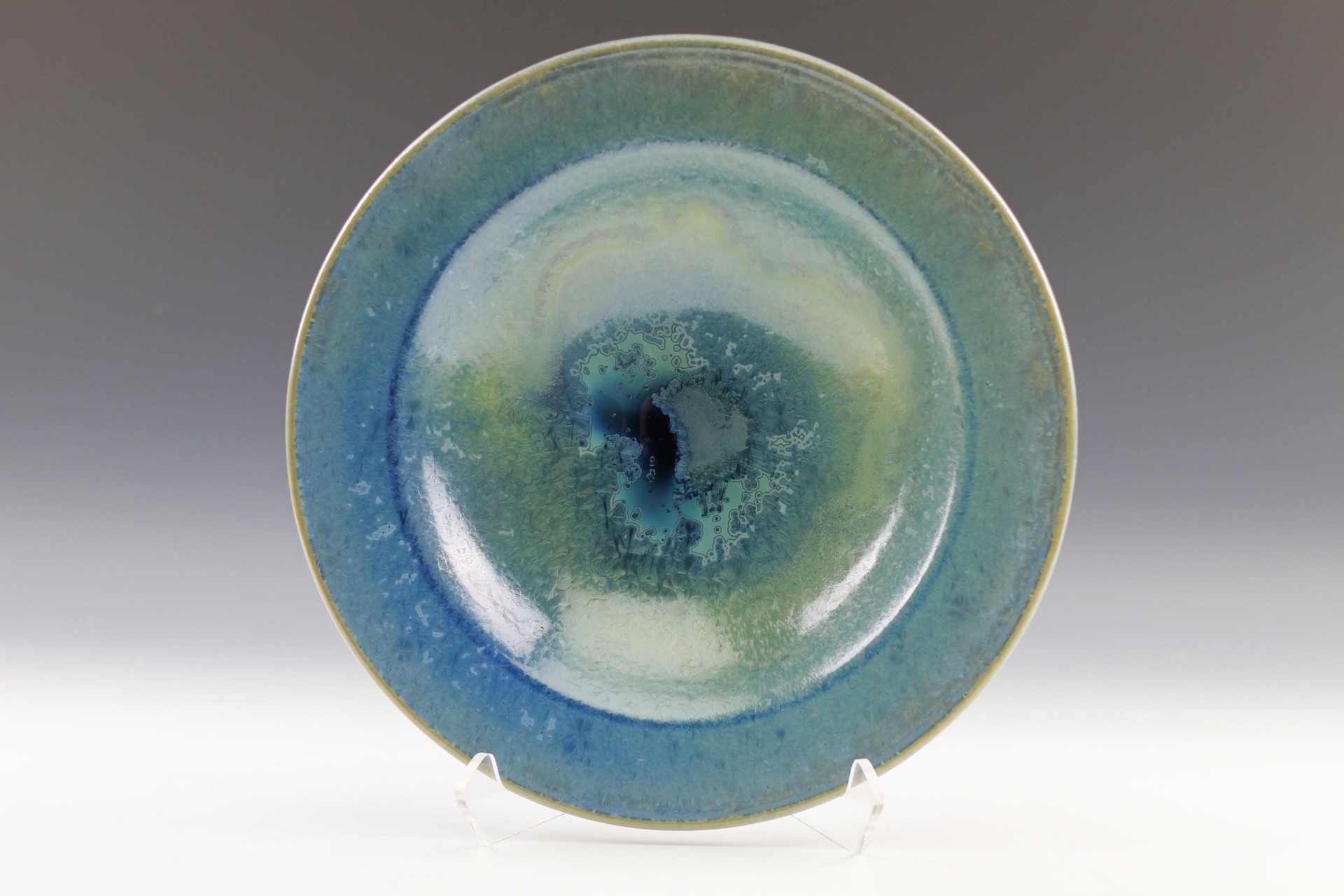 Large Bowl by Paul Jeselskis