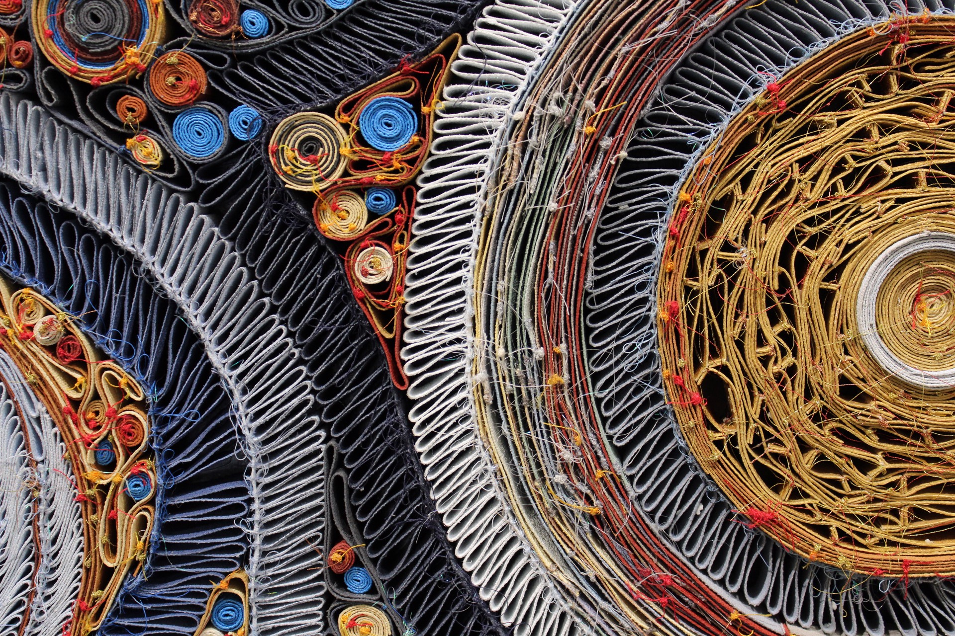 It's Universal: Gears, Pulleys and Pathways by Anita Cooke
