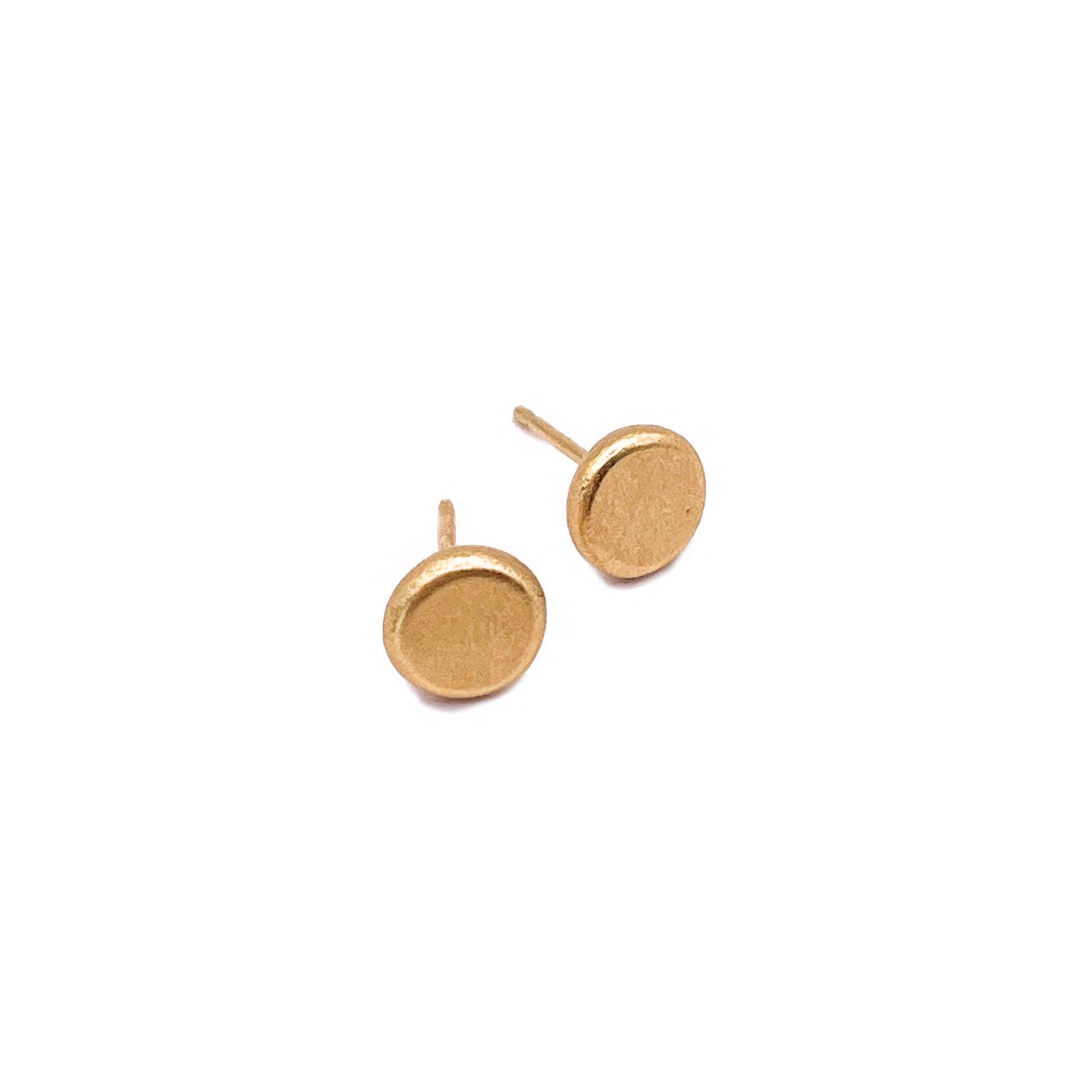 LHE15- Serendipity stud earrings, 18k by Leandra Hill