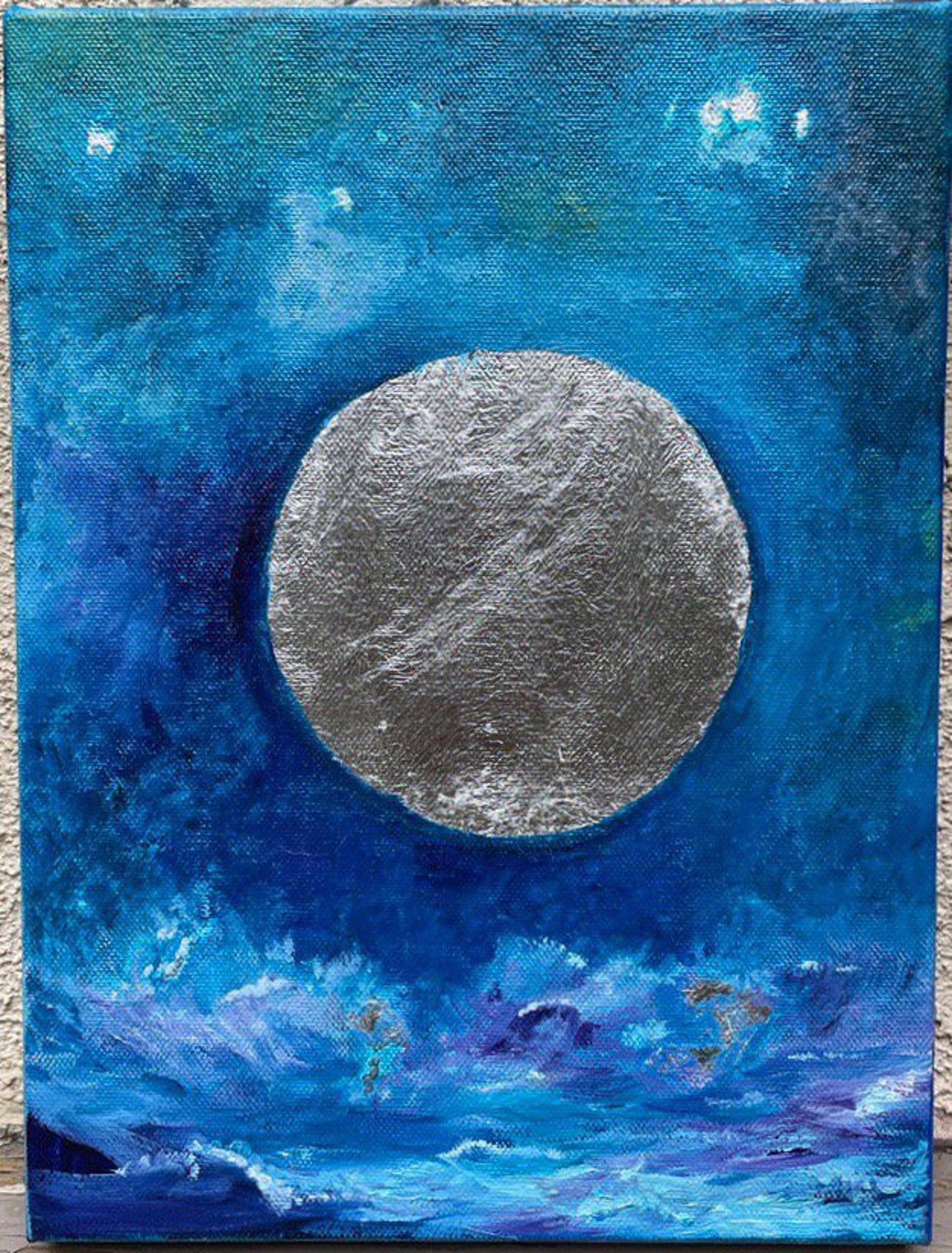 Rising Moon by Gloriane Harris