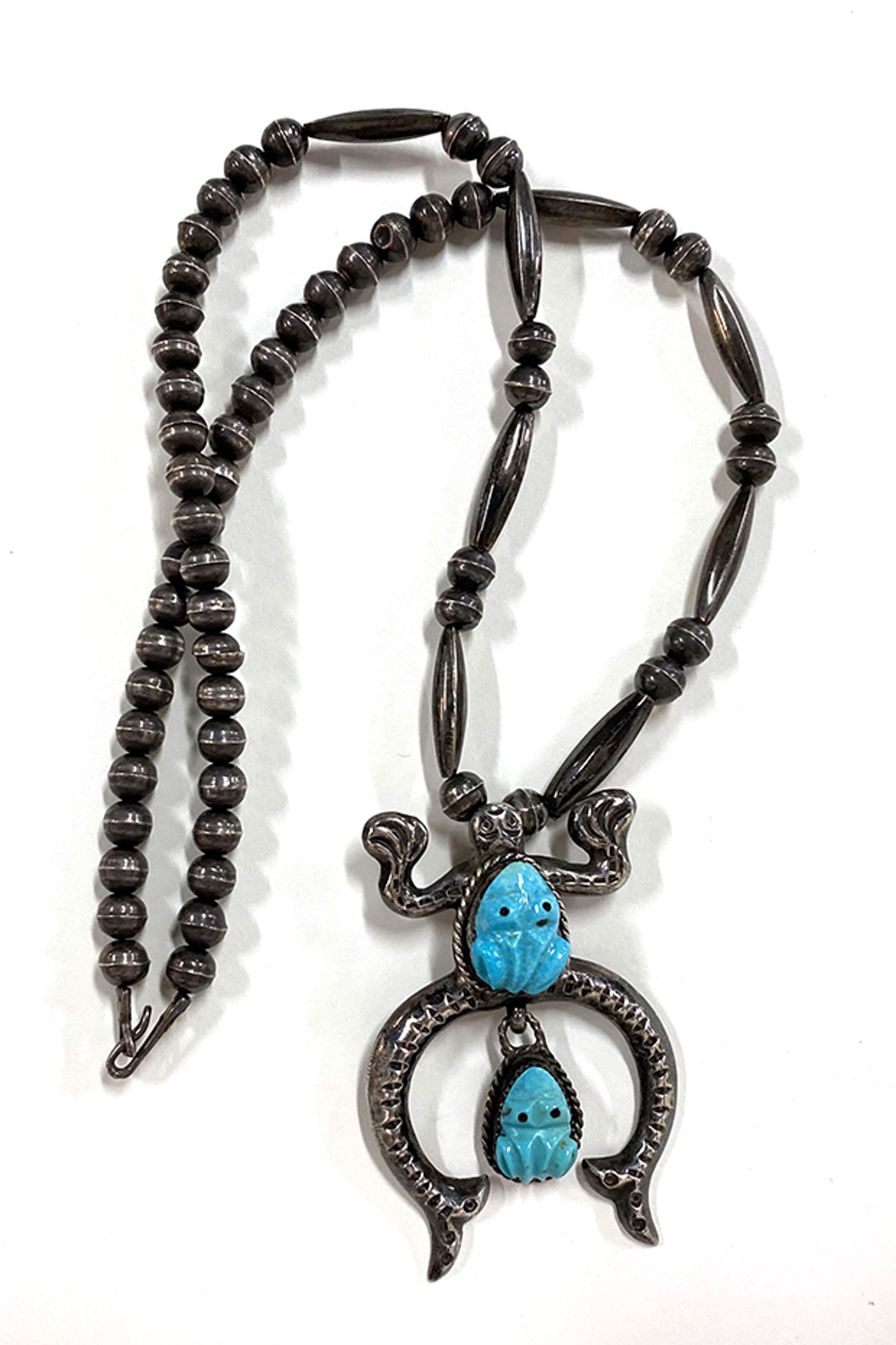 Signed Frog necklace w/2 turquoise fetish frogs & 1 silver Naja frog KB054 by vintage Southwest Collection KB
