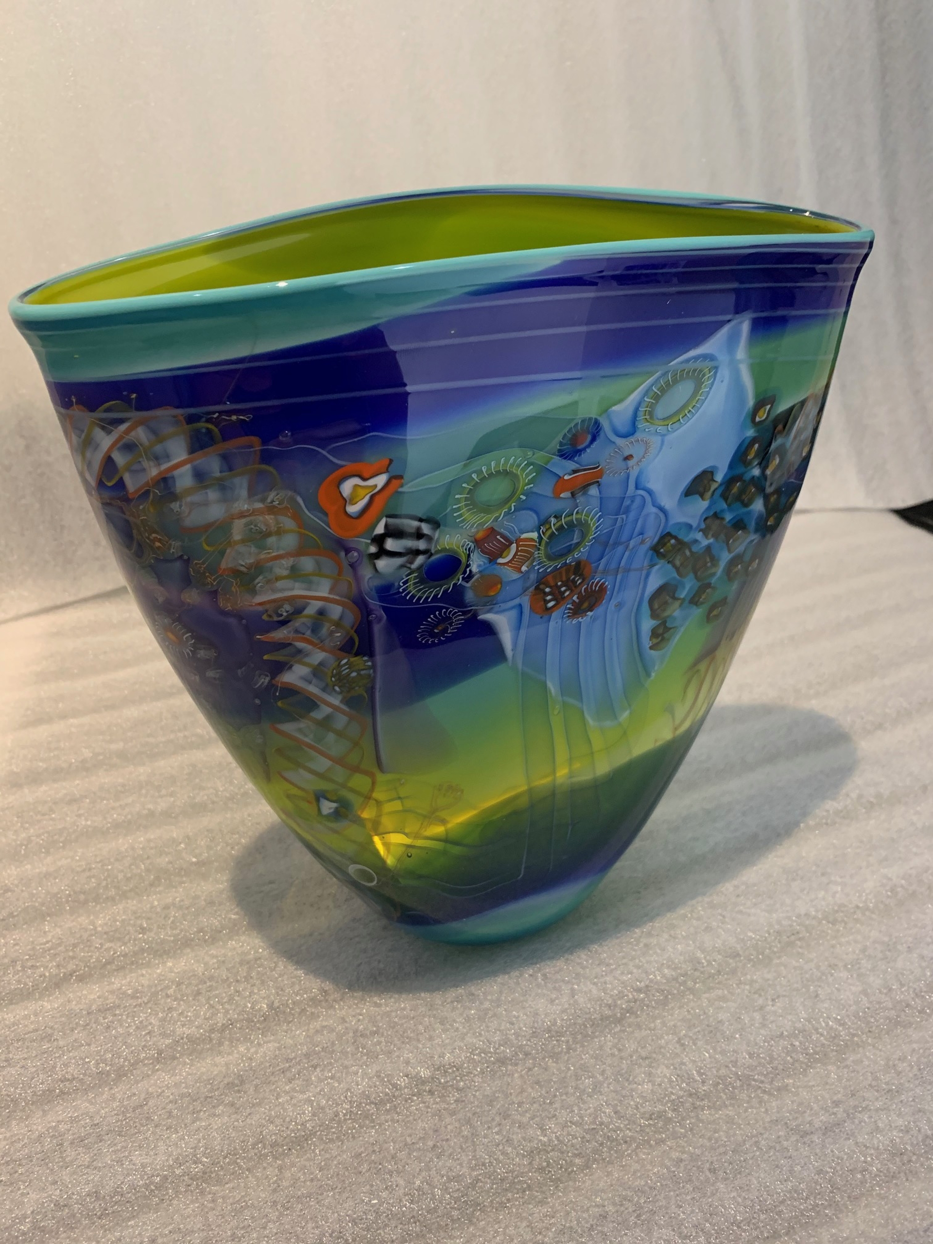 Colorfield vessel (Small) by Wes Hunting