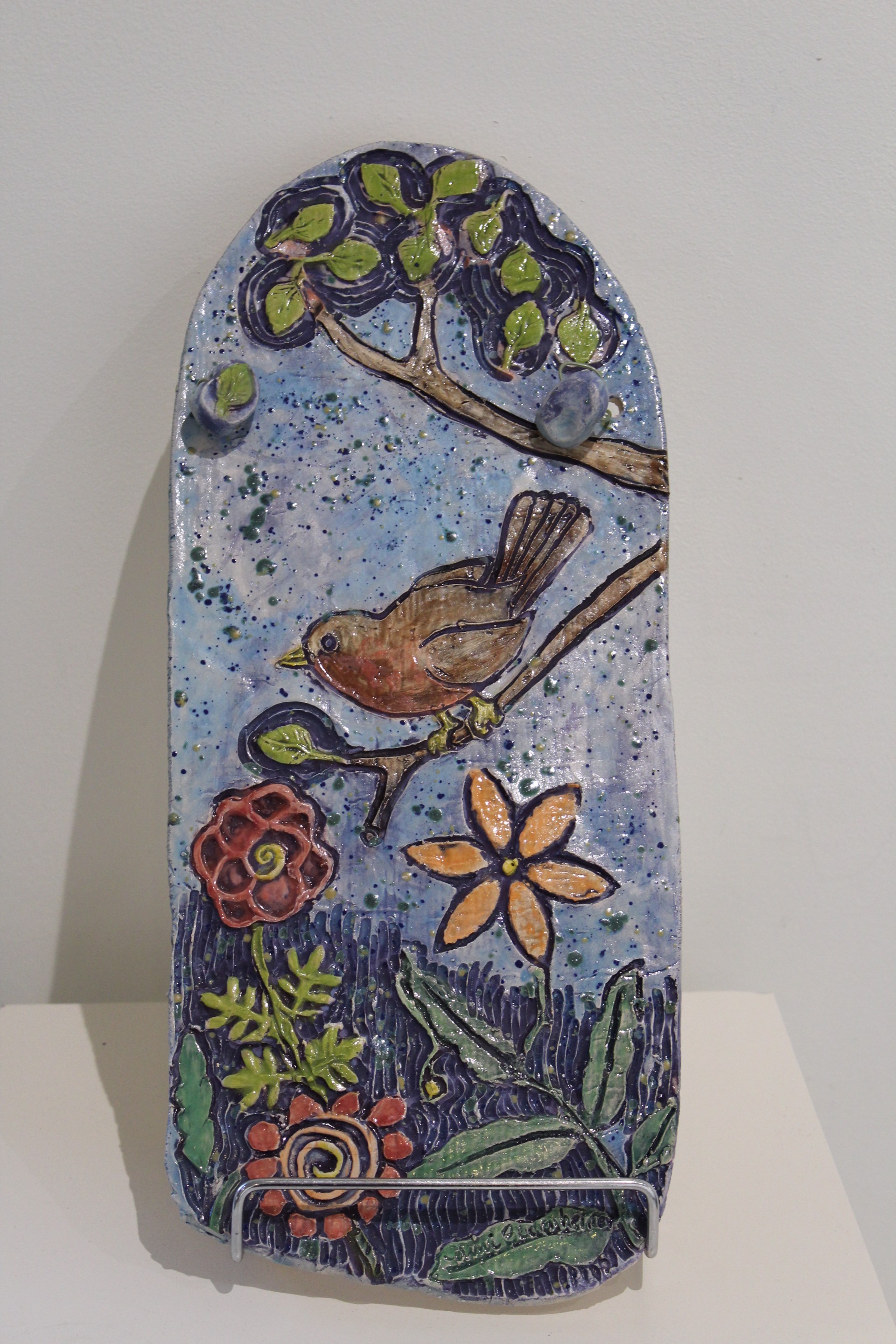 Brown Bird and Flowers Plaque (NB467) by Nini Bodenheimer