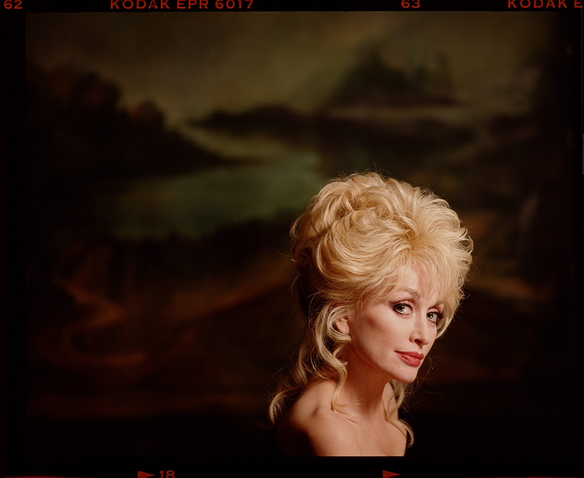94052 Dolly Parton Painted Backdrop Color by Timothy White