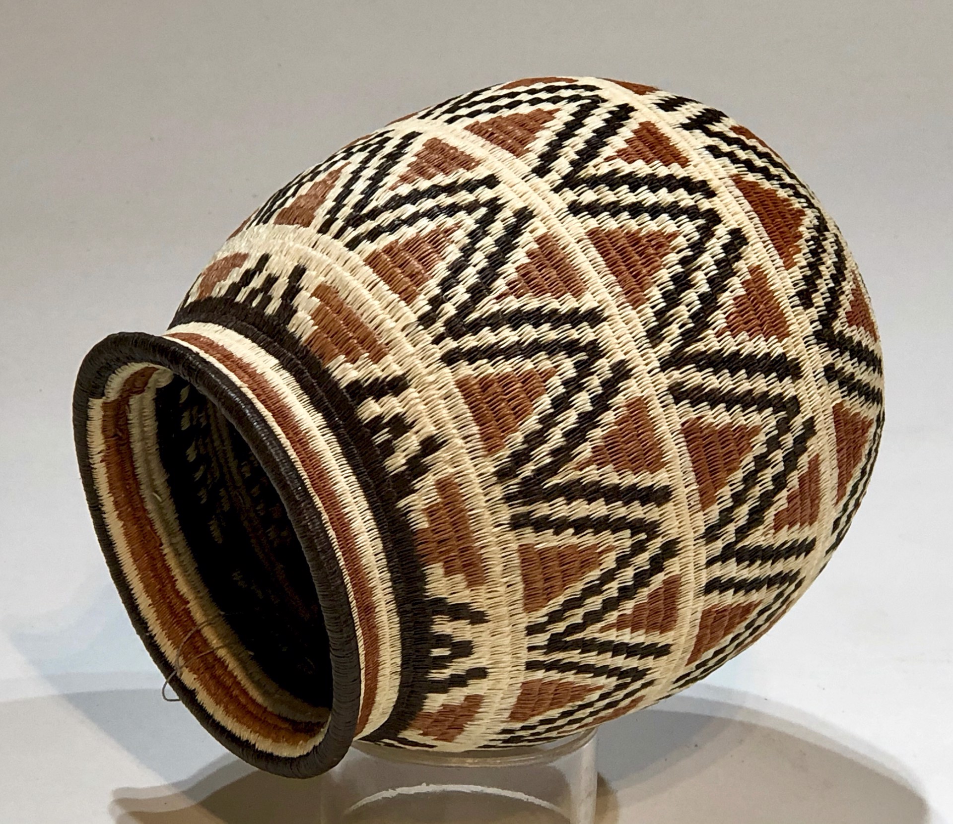Brown, White, Black basket (425) by Wounaan & Embera Panama Rainforest Baskets Wounaan