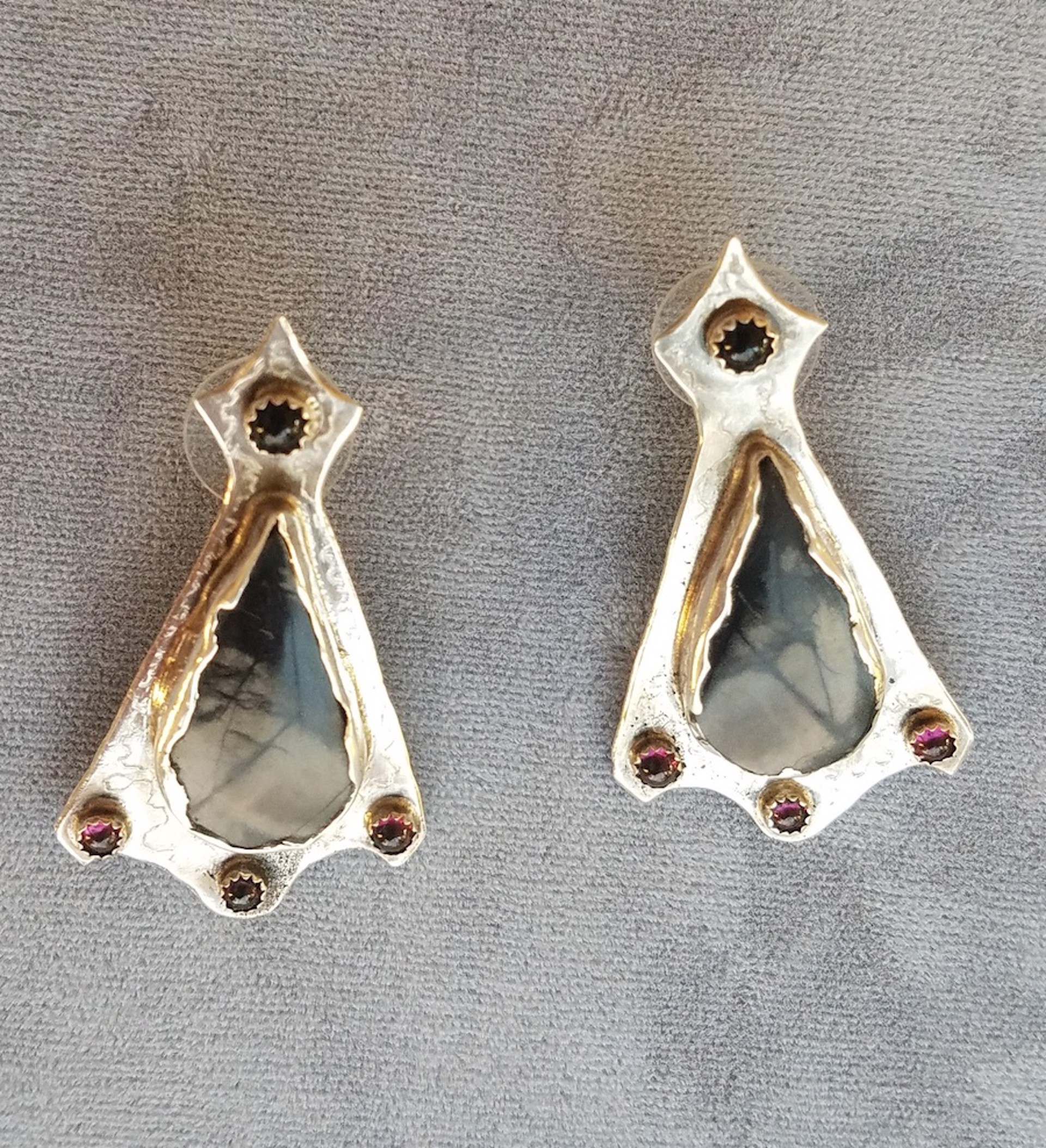 Earrings - Picasso Marble, Garnet Cabochons & Sterling Silver. DK 2803 by Doris King