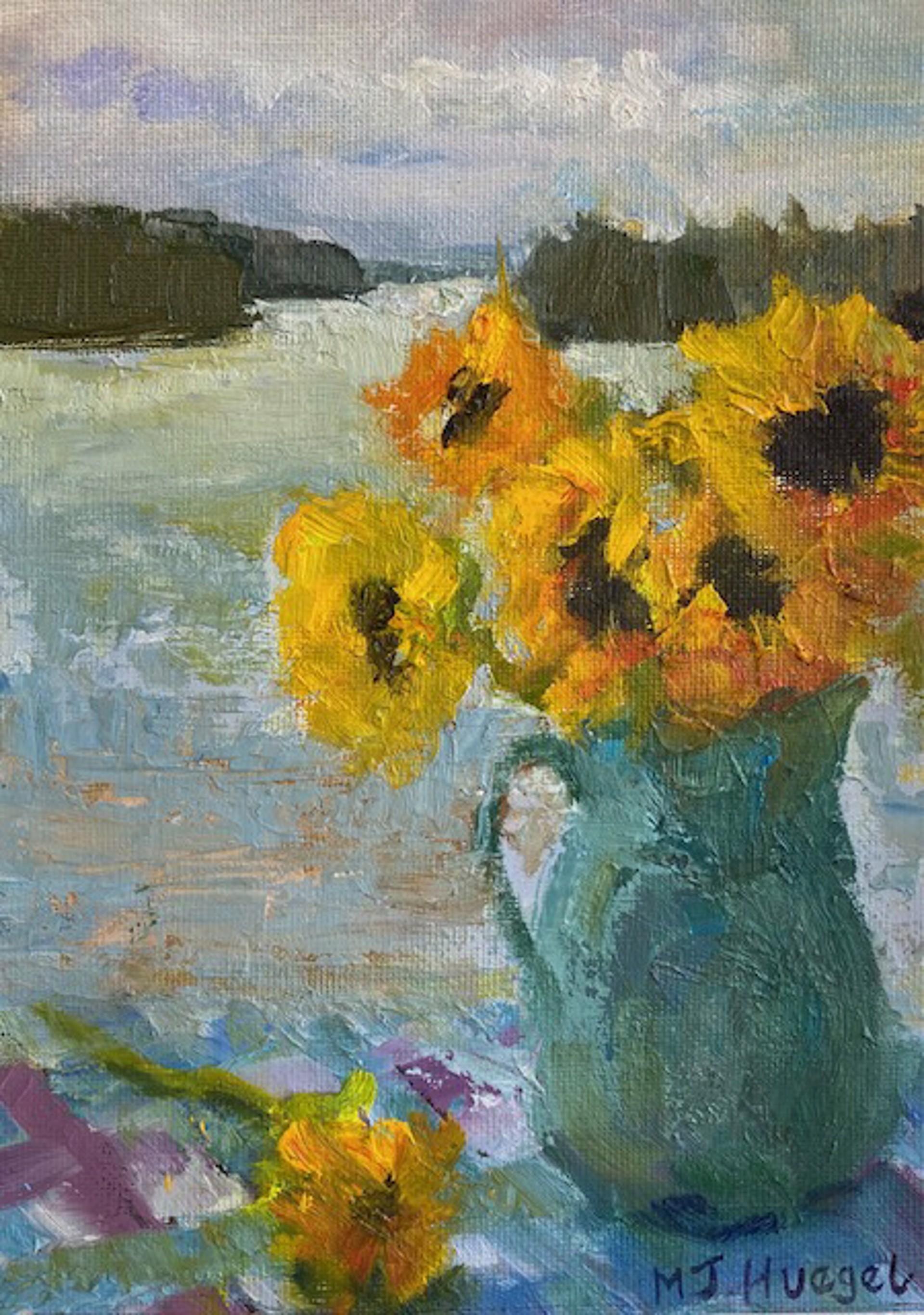 Lazy Day Sunflower by Mary Jane Huegel