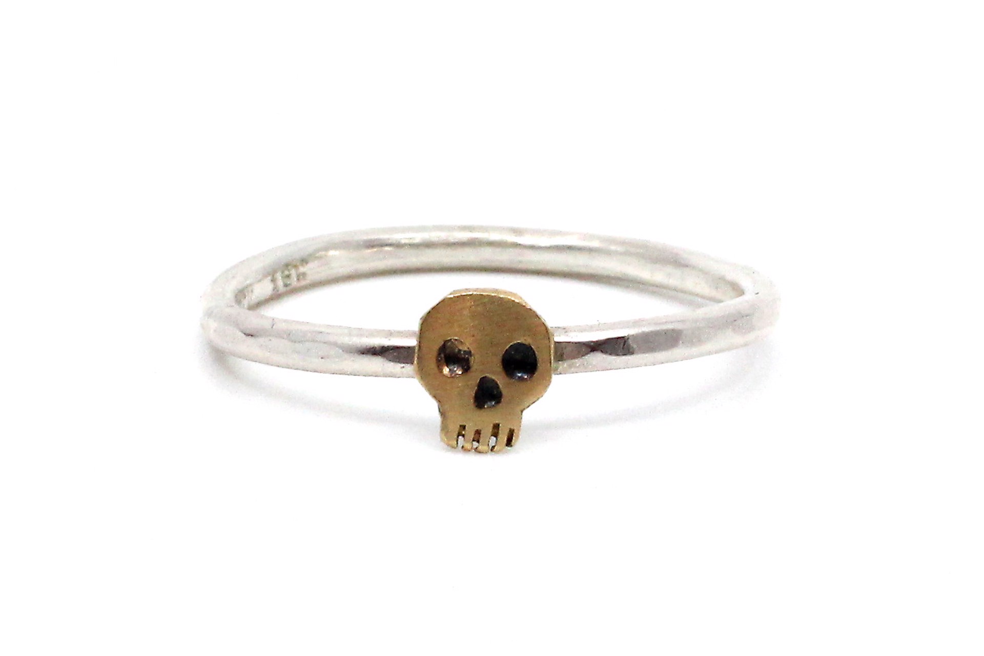 Single Skull Ring by Susan Elnora