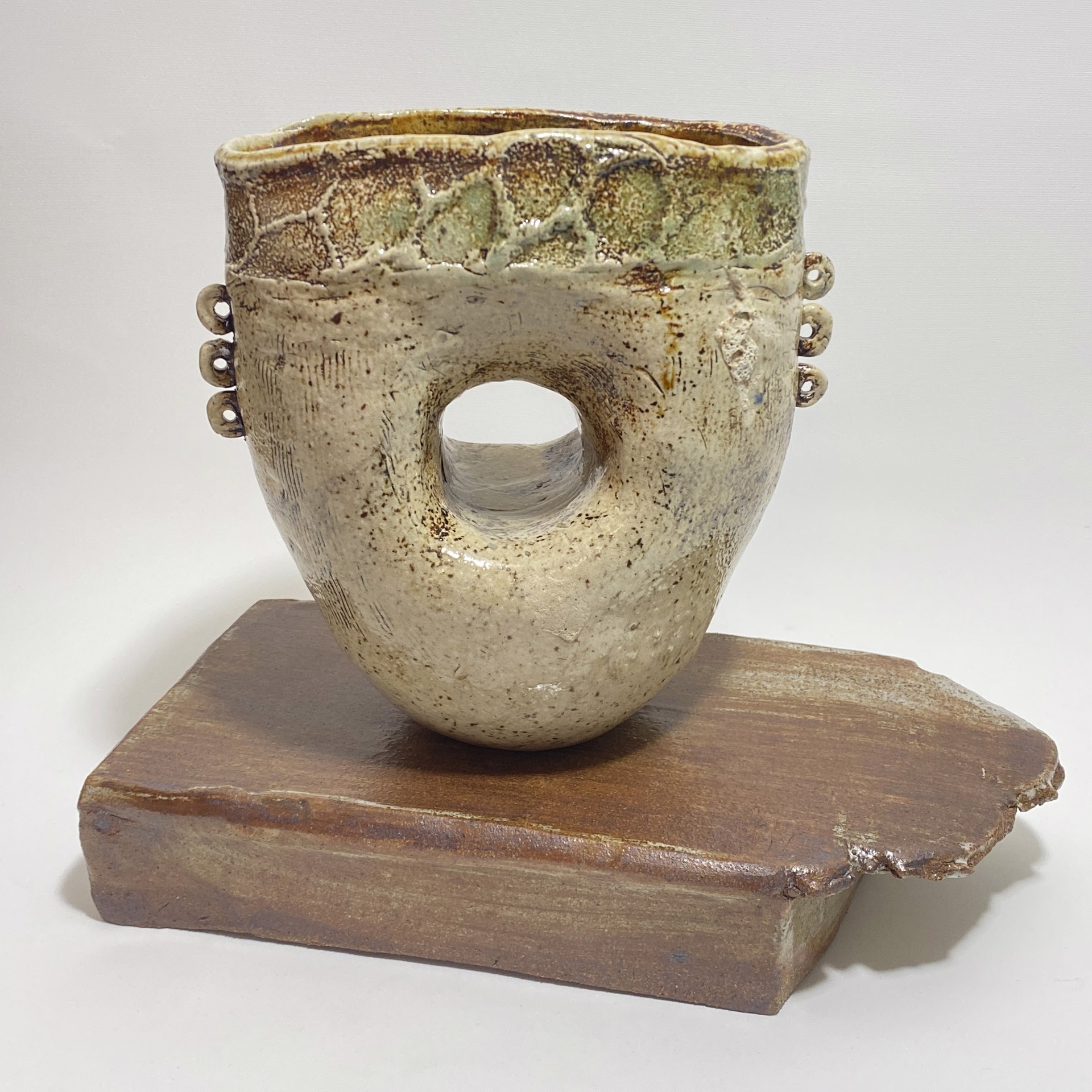 Bucket Pot with Six Lugs on Stand by Mary Delmege