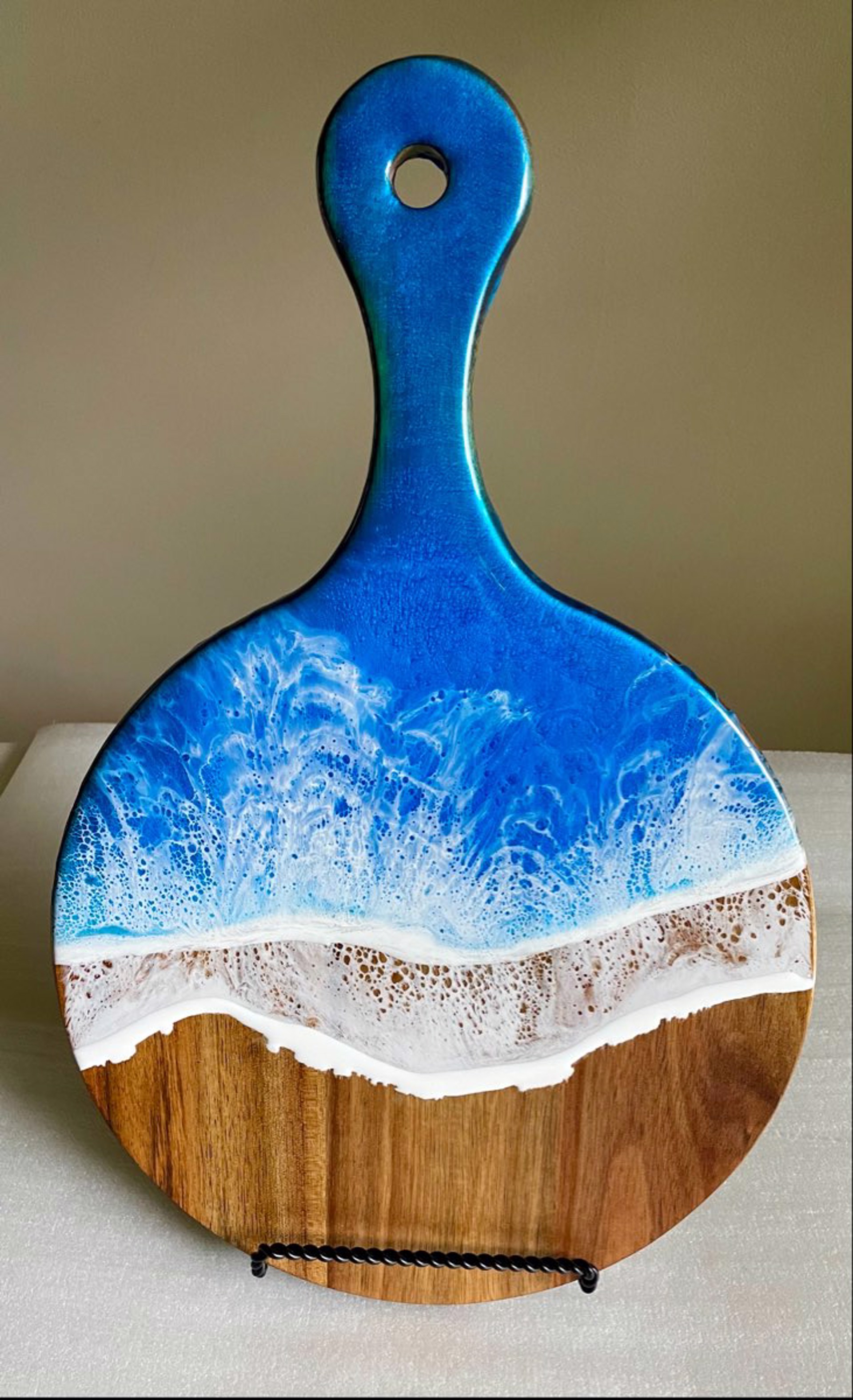 MDM22-17 Round Blue Resin and Wood Charcuterie Board by Mary Duke McCartt