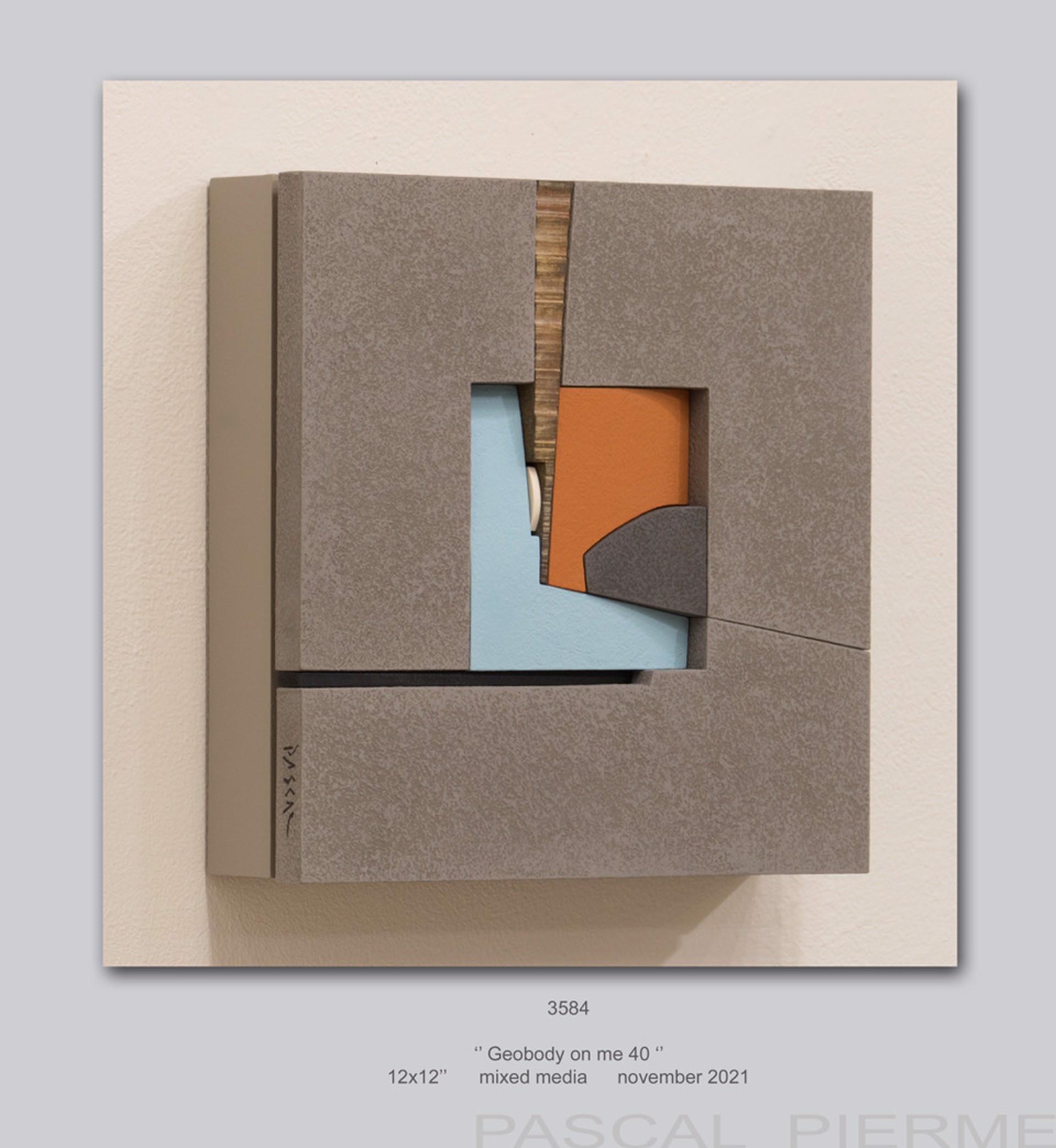 Geobody on Me 40 by Pascal Piermé