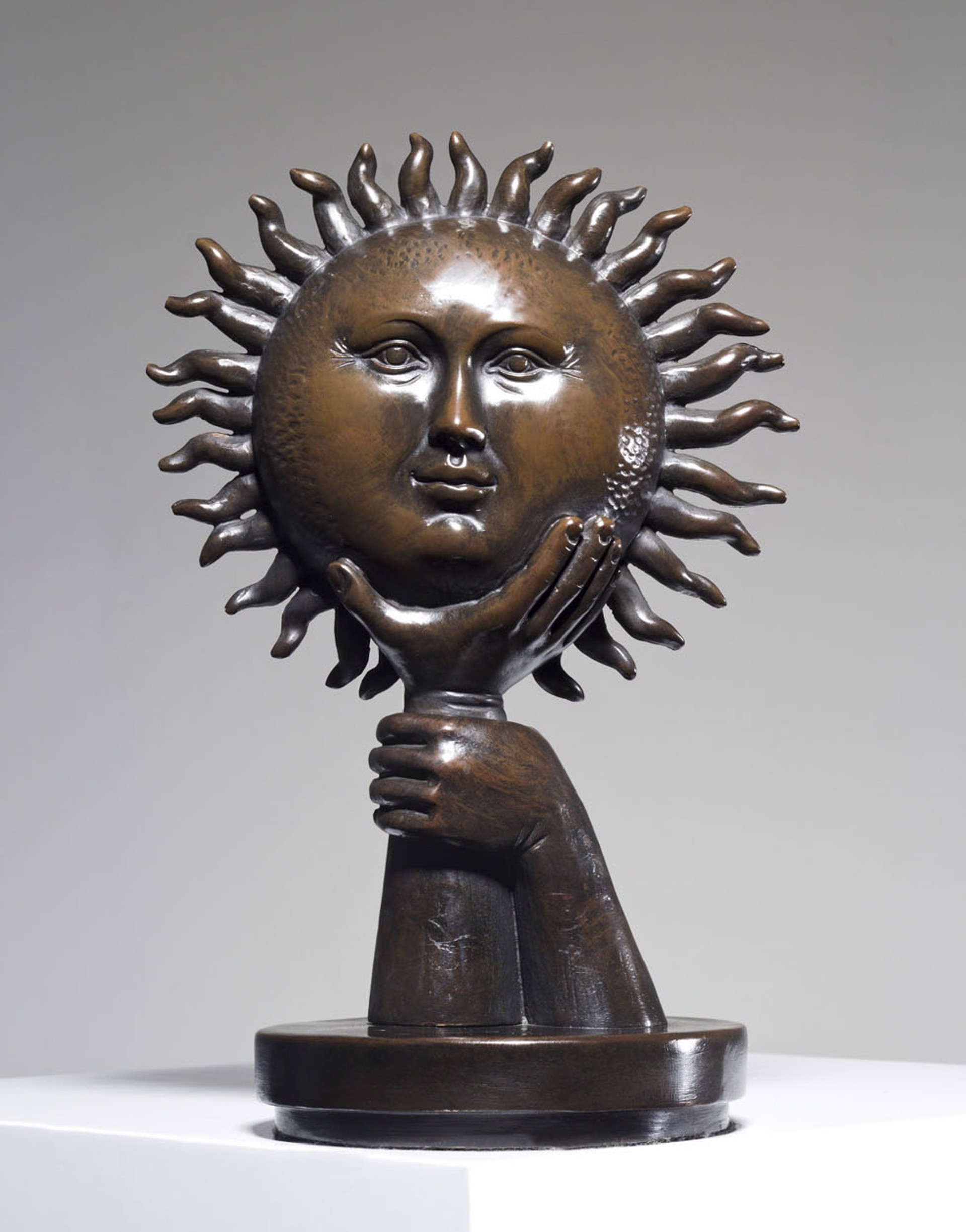 The Sun and the Sea by Sergio Bustamante (sculptor)