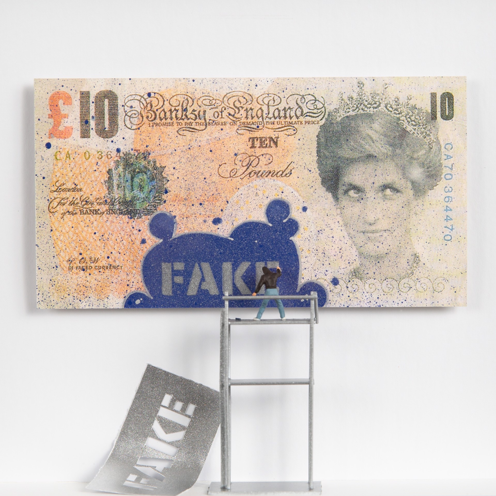 Di-Faked Tenner Blue/Silver by Roy's People