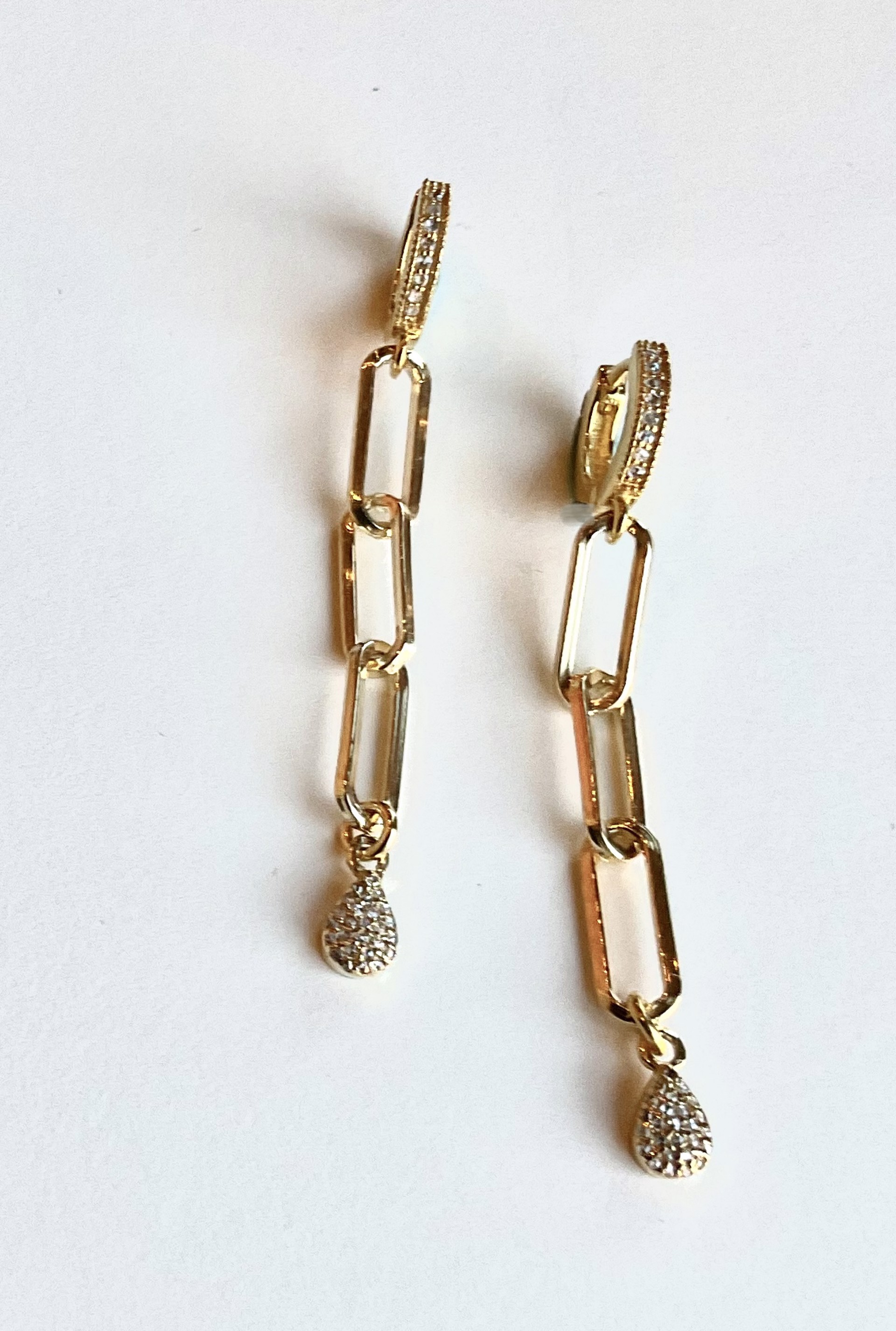 KB-E33 Paperclip GVML Earrings with Diamond Hoop Closure by Karen Birchmier