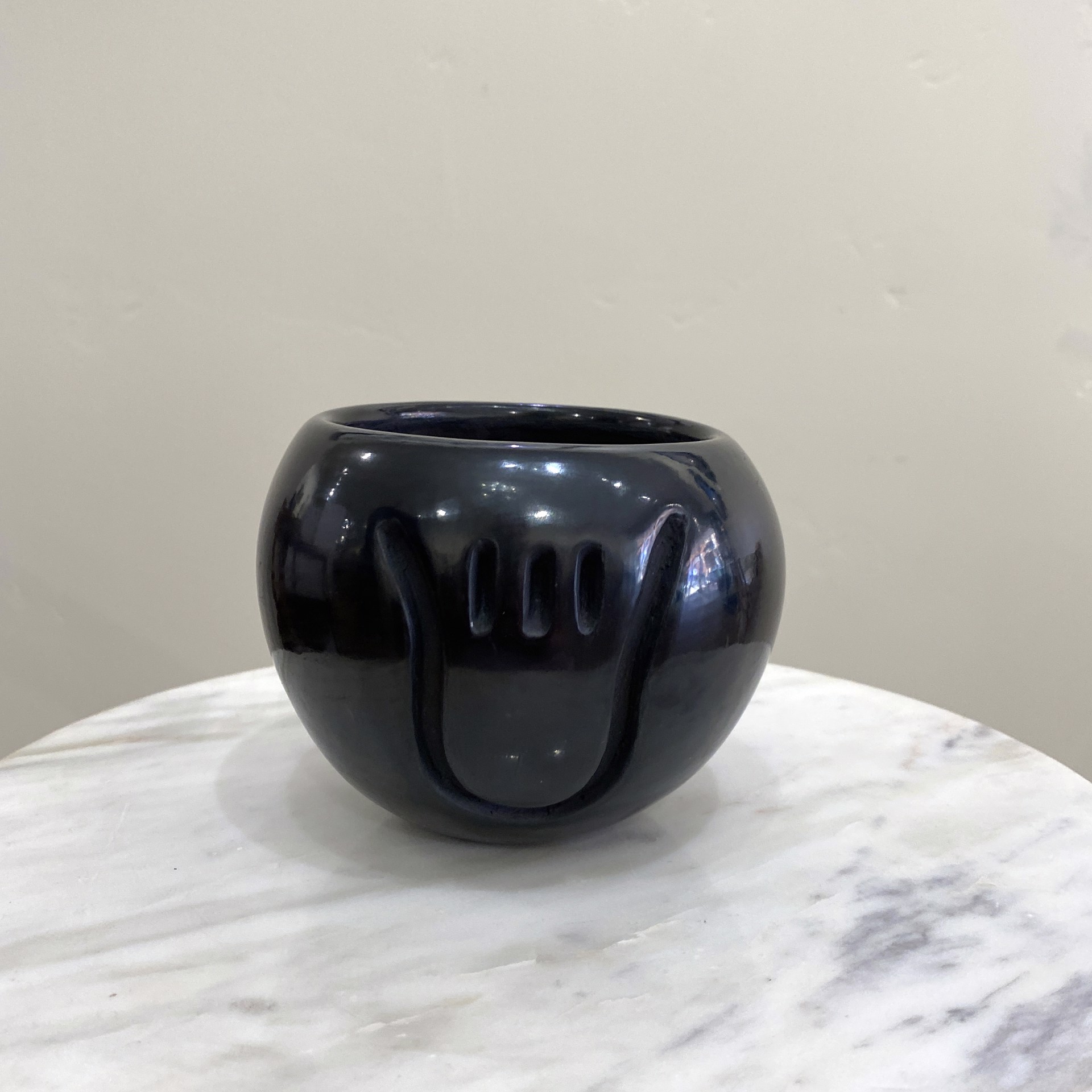 Bear Paw Black Vase by Sophie Cata by Richard Hendricks