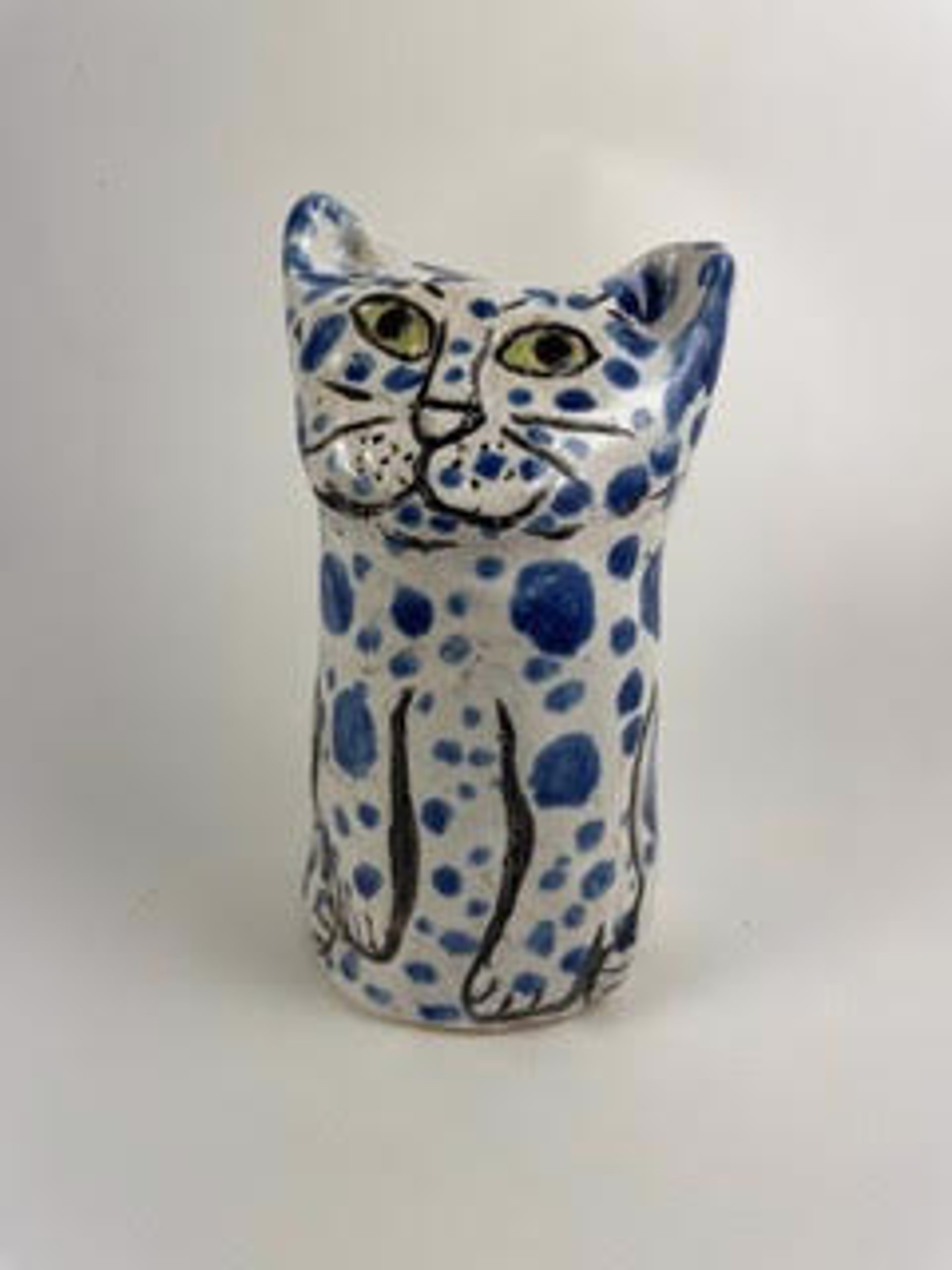 Cat: White with Blue Dots #1 by Linda Smith