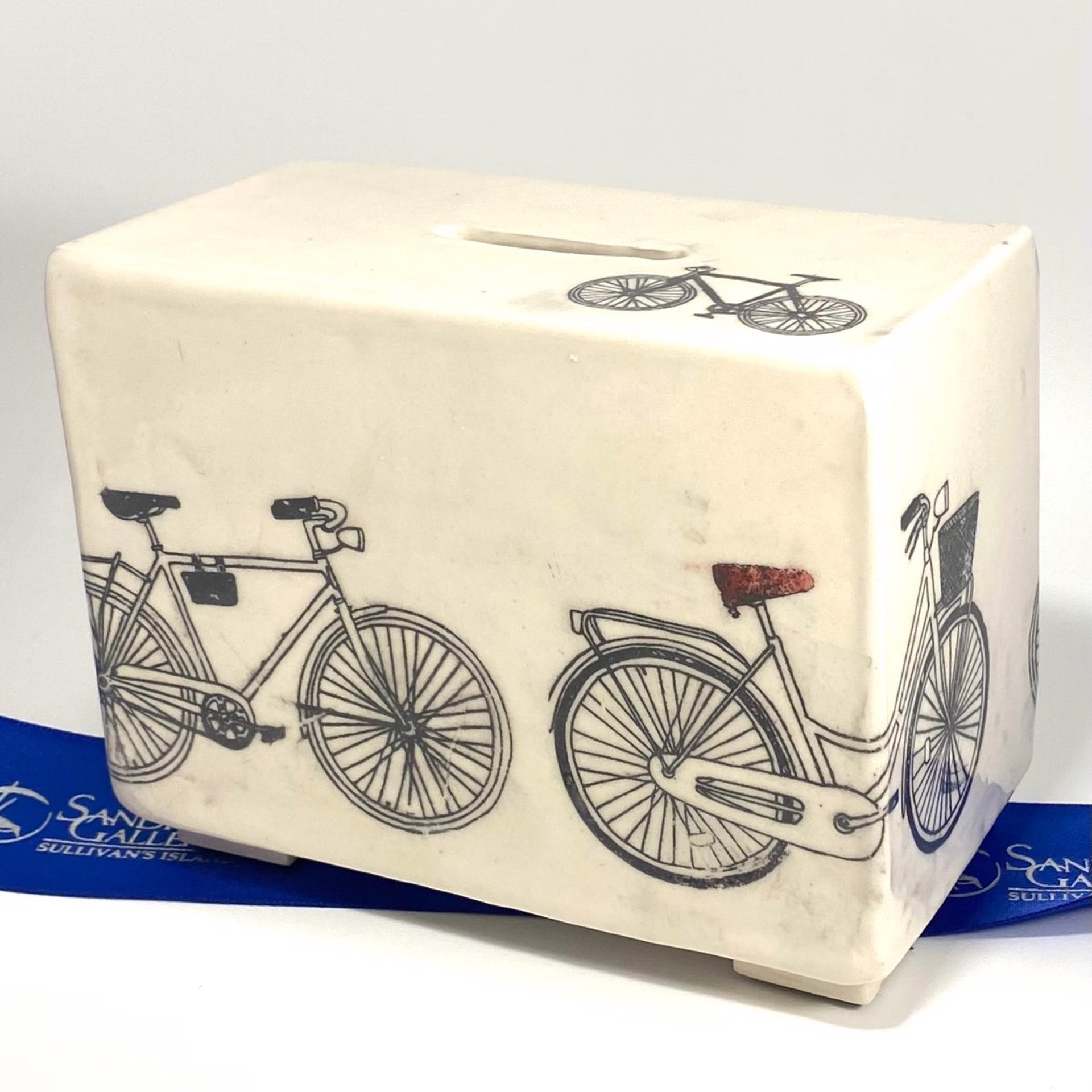 BB22-6 Bicycle Bank by Barbara Bergwerf, ceramics