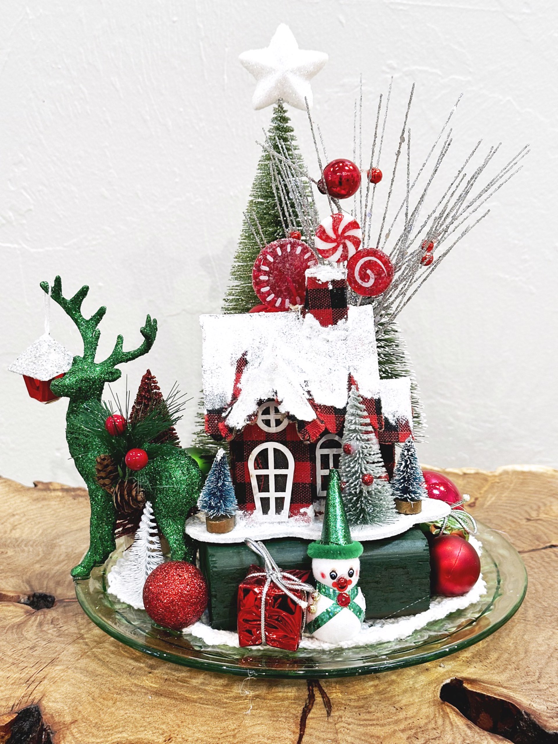 Holiday Vignette - Red White and Green by Kim Yubeta