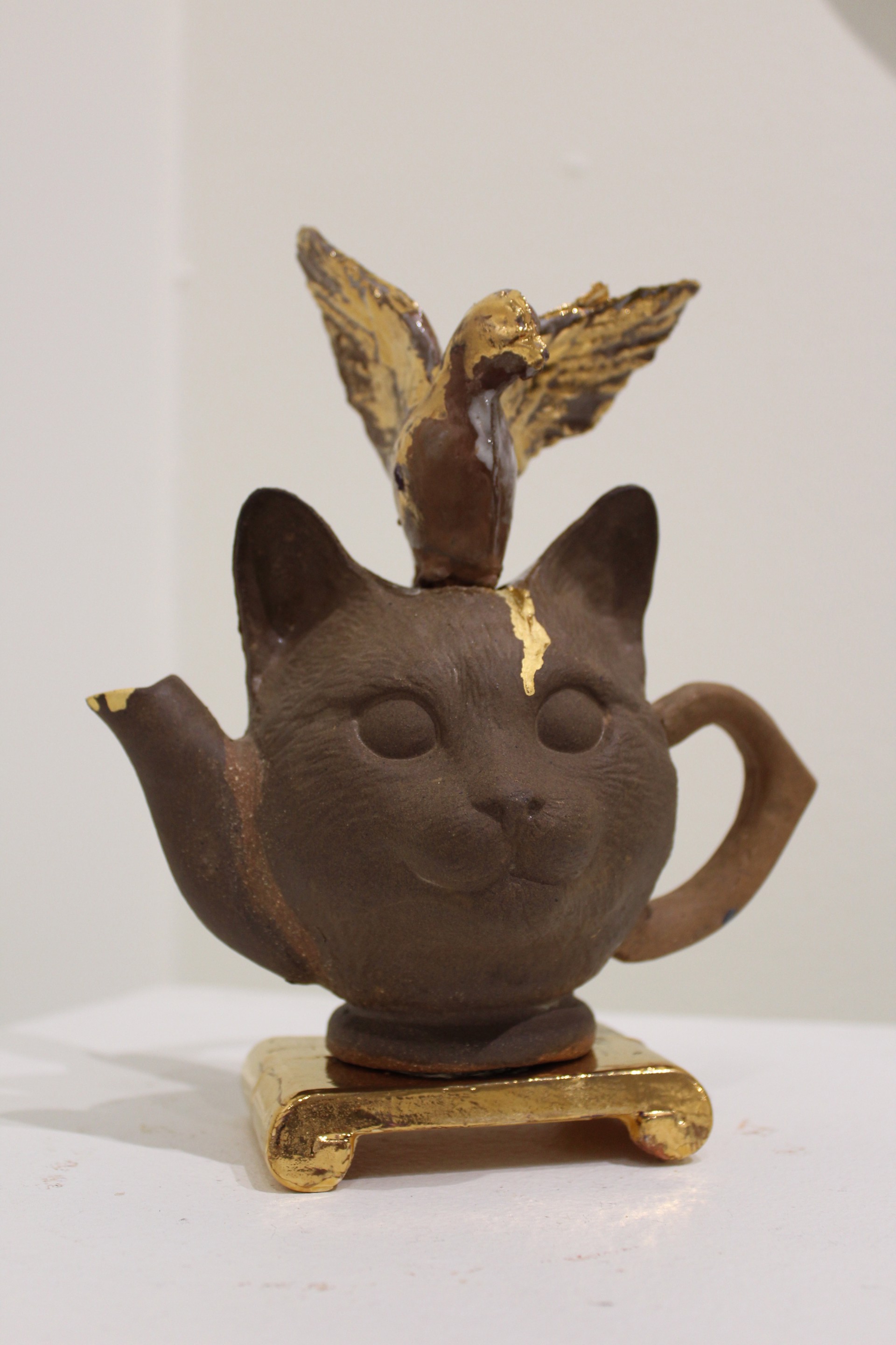 Cat Teapot by Therese Knowles