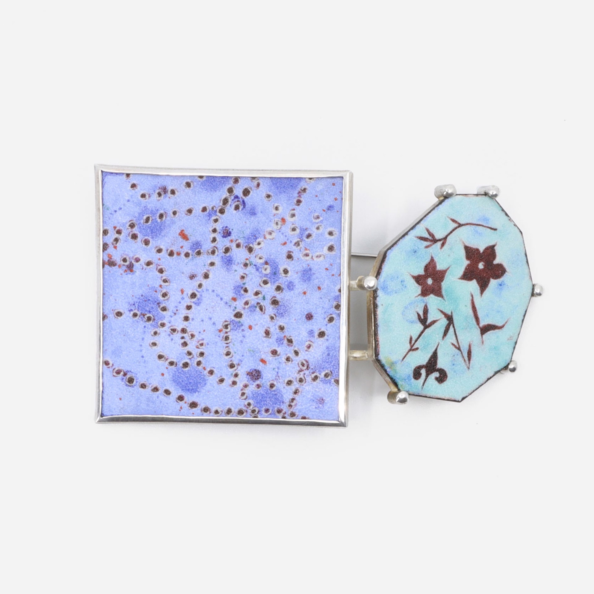 Ravenna Blue (Brooch), 2021 by Jamie Bennett