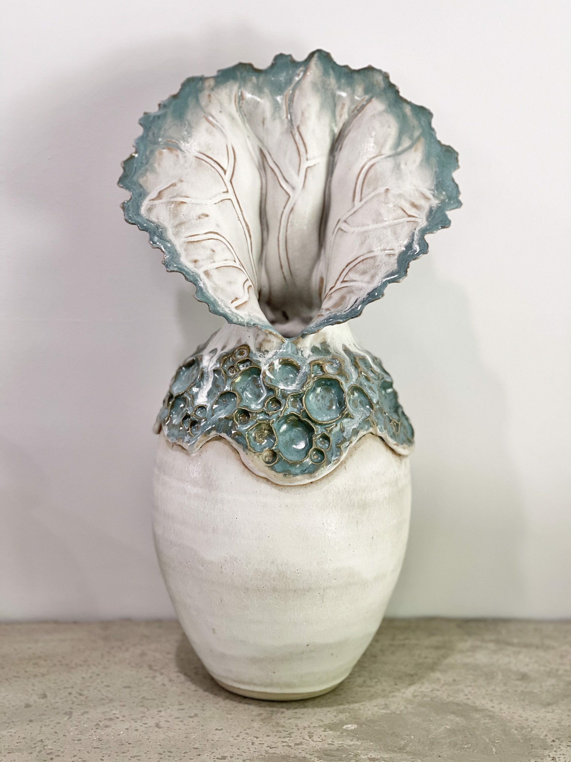 Pearl Scuptural Vase by Jenny | Scott Martin