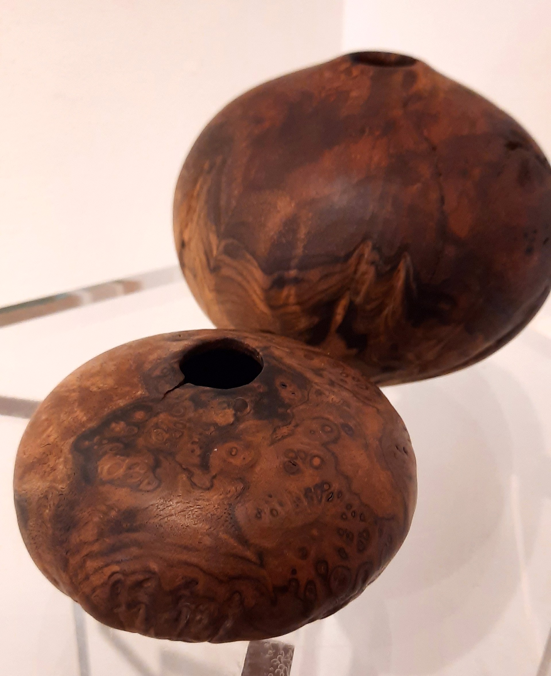 Claro – Walnut Burl Vessel Set by Michael Earley