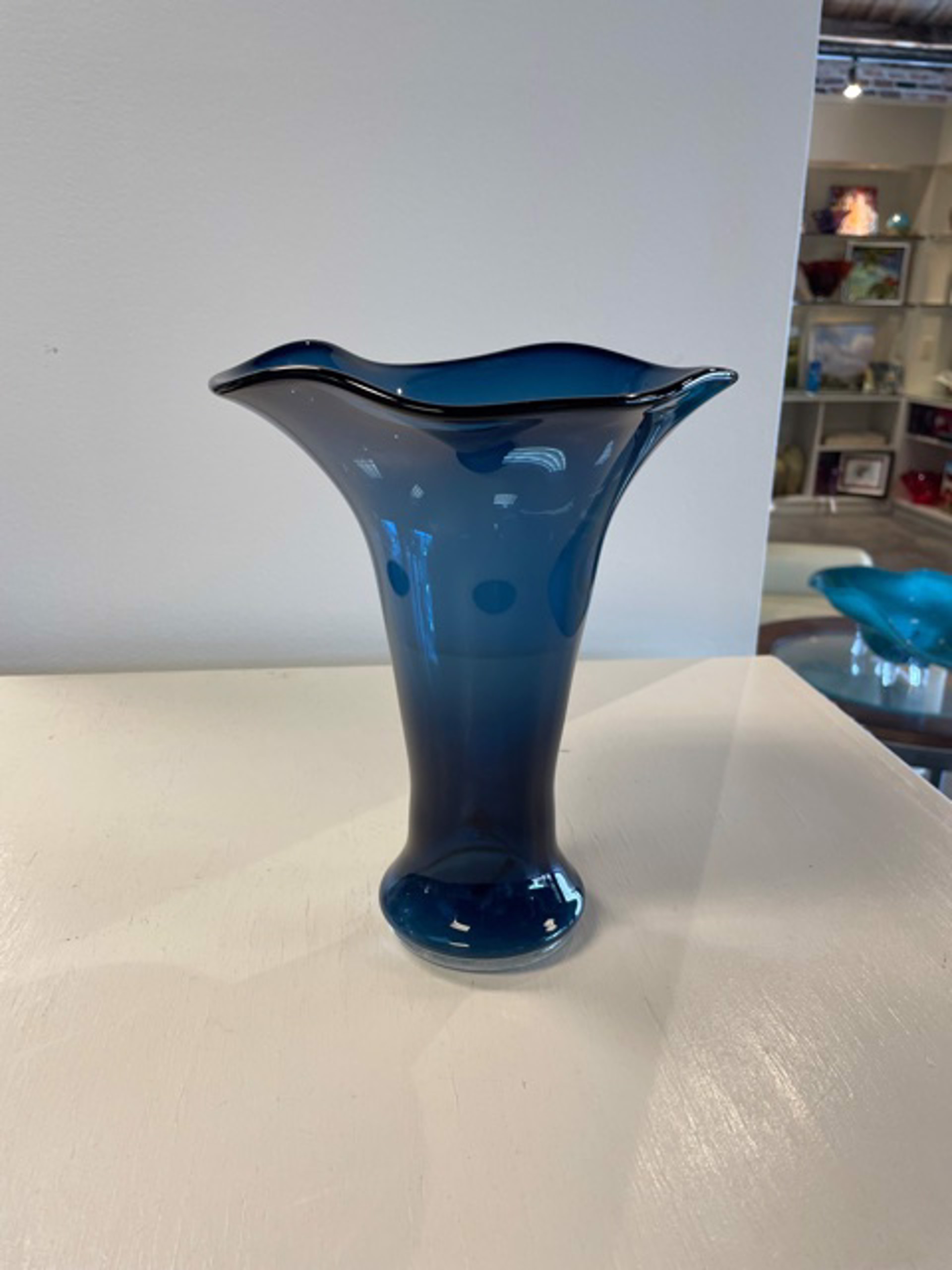 Slender lady Vase by AlBo Glass