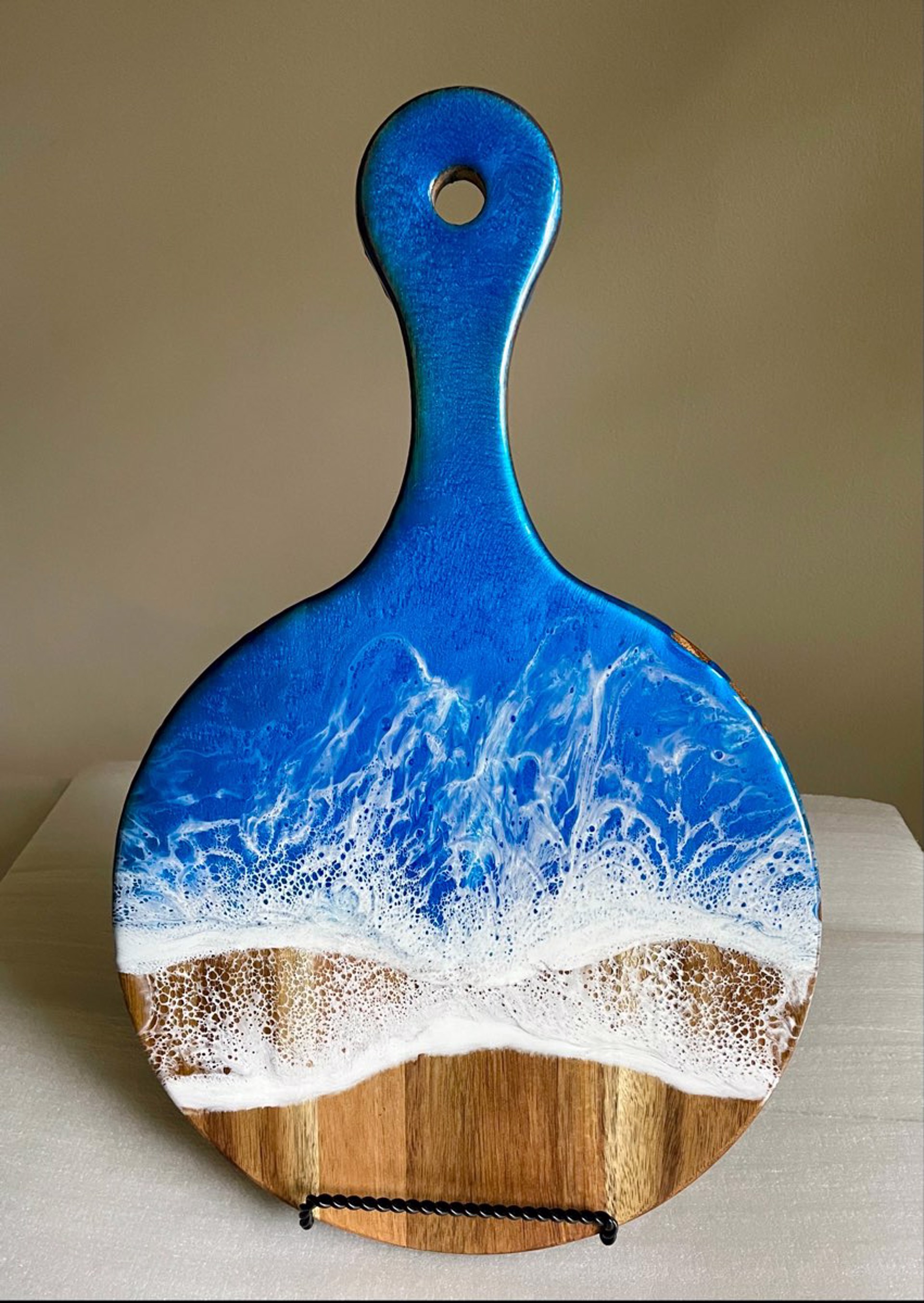 MDM22-25 Round Blue Resin and Wood Charcuterie Board by Mary Duke McCartt