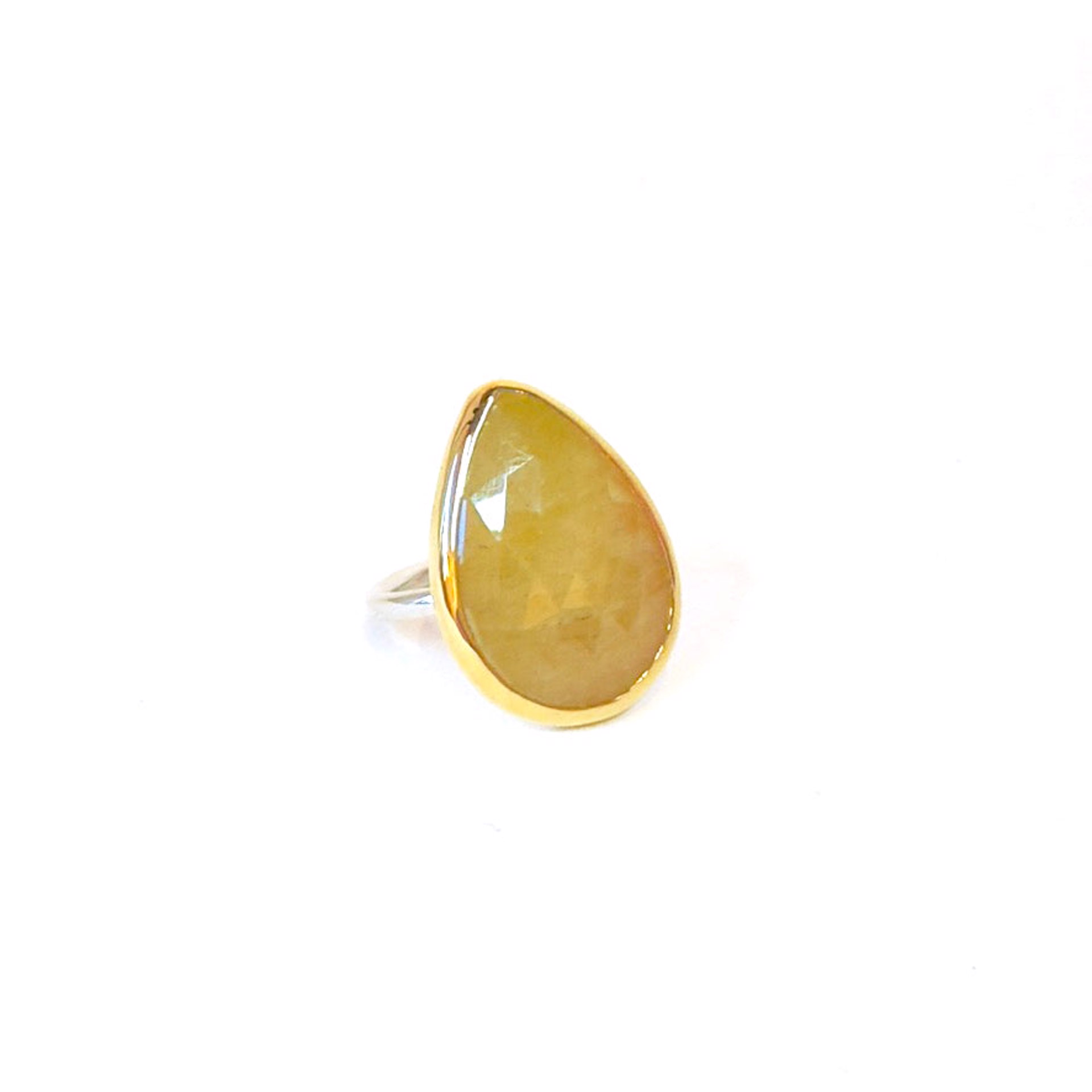 Yellow Sapphire Ring with 18k gold by Sara Thompson