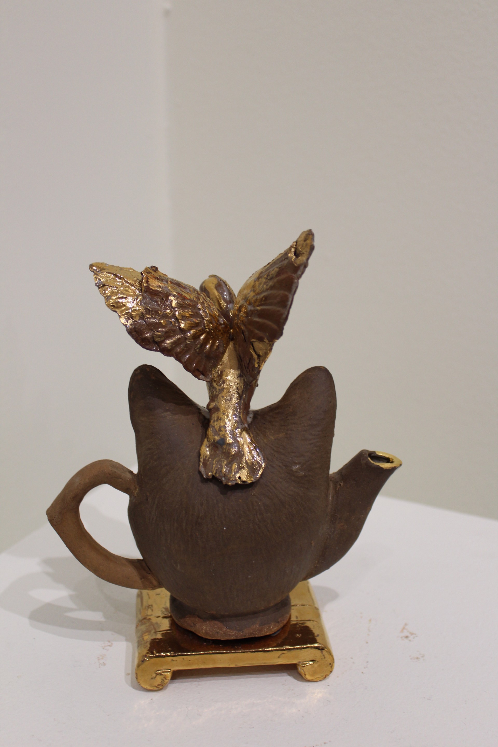 Cat Teapot by Therese Knowles