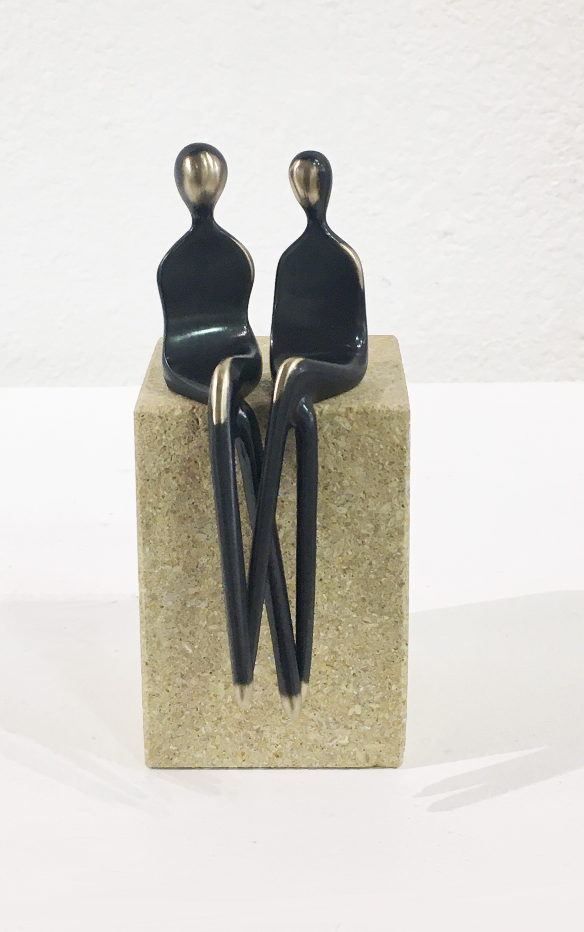 4.5" Couple with Base by YENNY COCQ