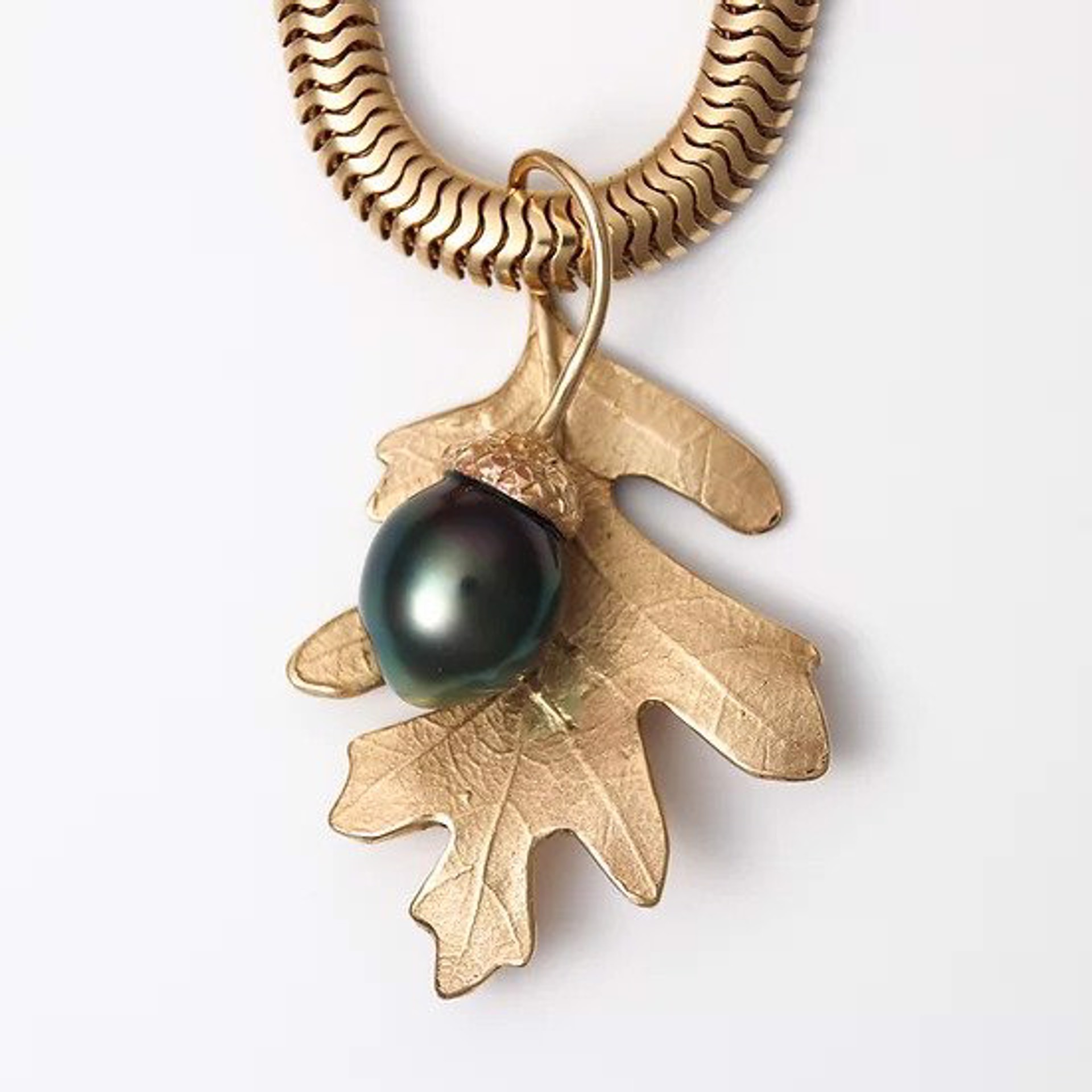 Colorado Oak Leaf with Black Pearl by Sharon Amber