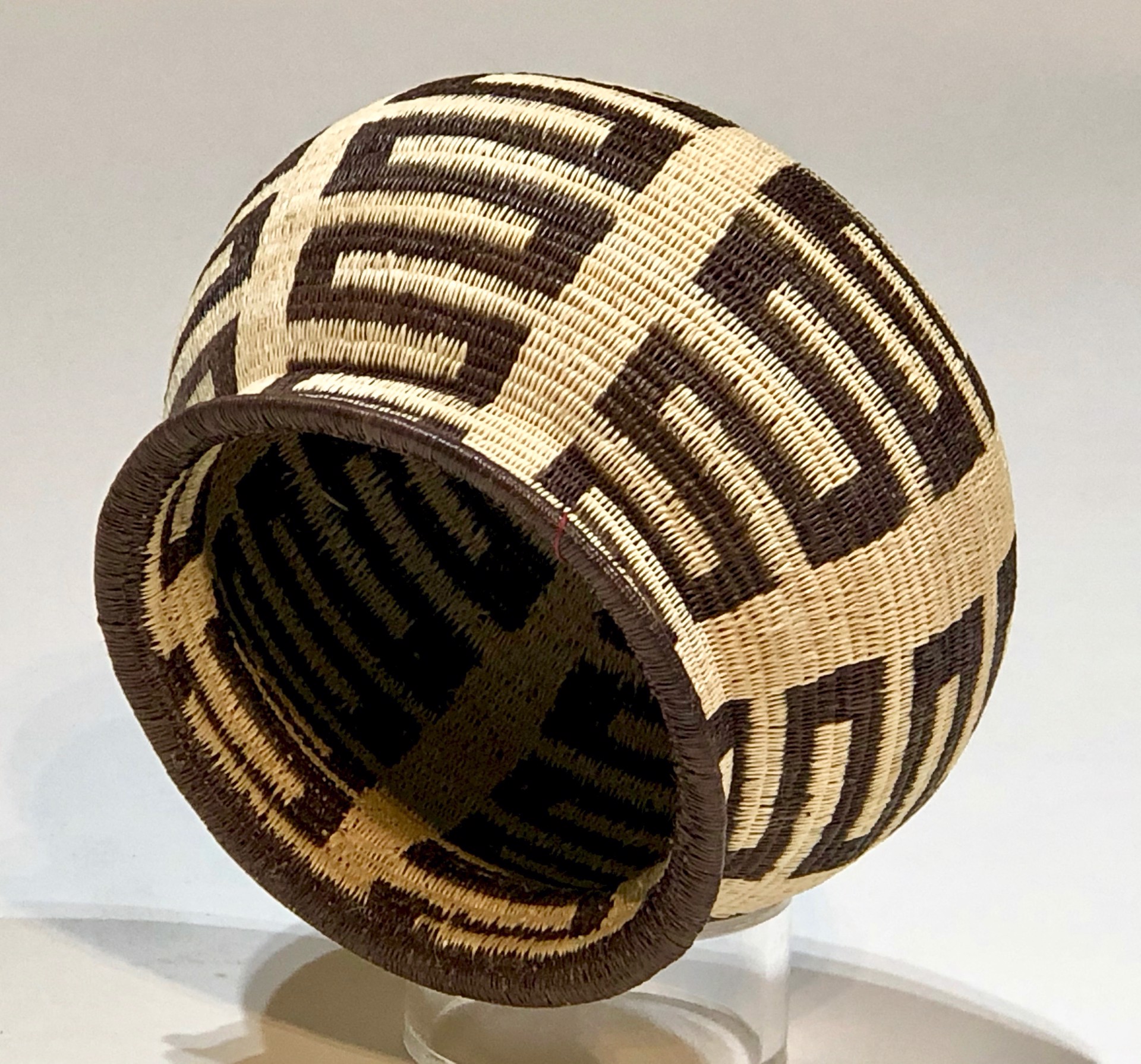 Black and White Geometric Basket 8028 by Wounaan & Embera Panama Rainforest Baskets Wounaan